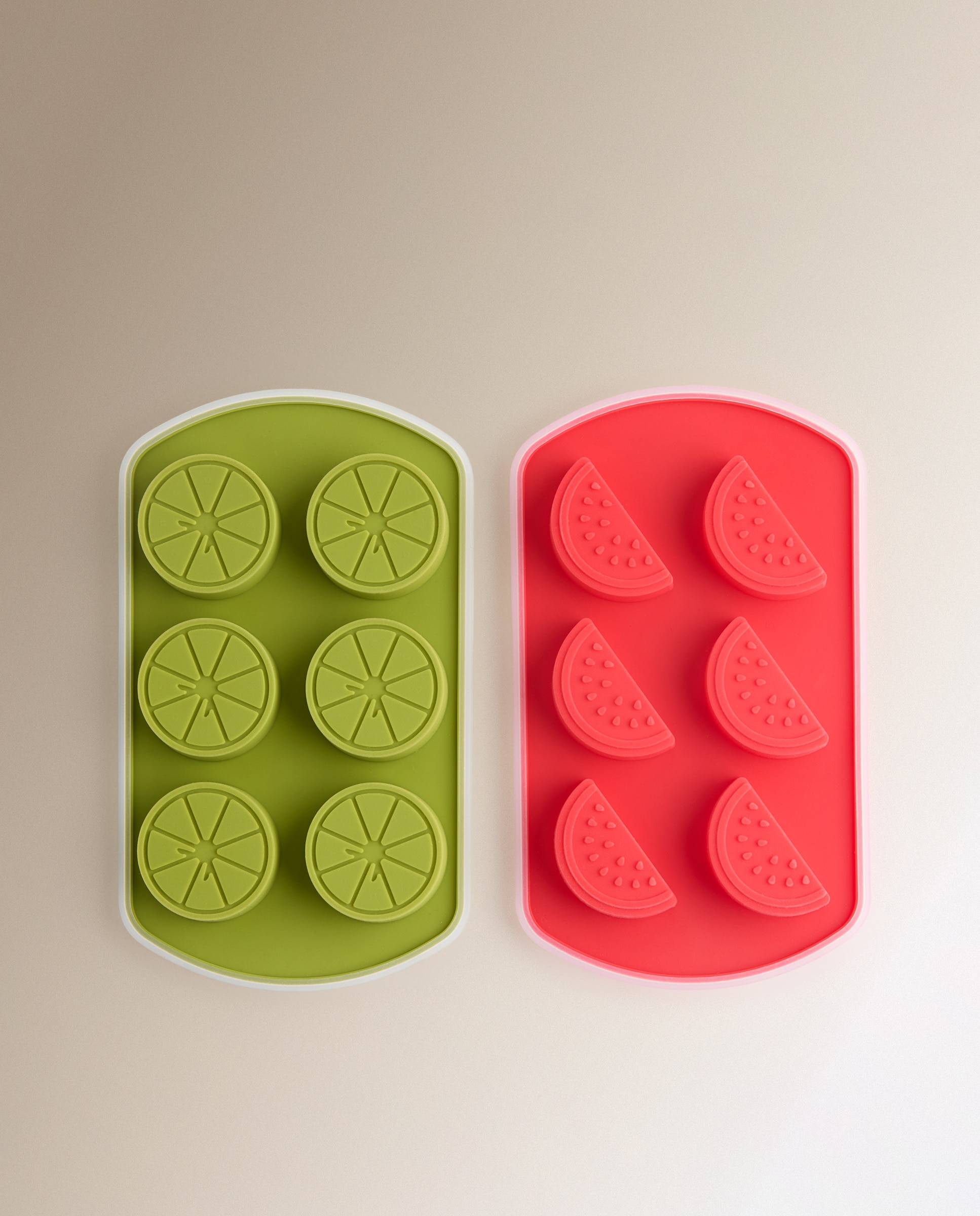 Conjunto de 2 Moldes de Silicone para Gelo Sumos de Fruta Multicolor-2