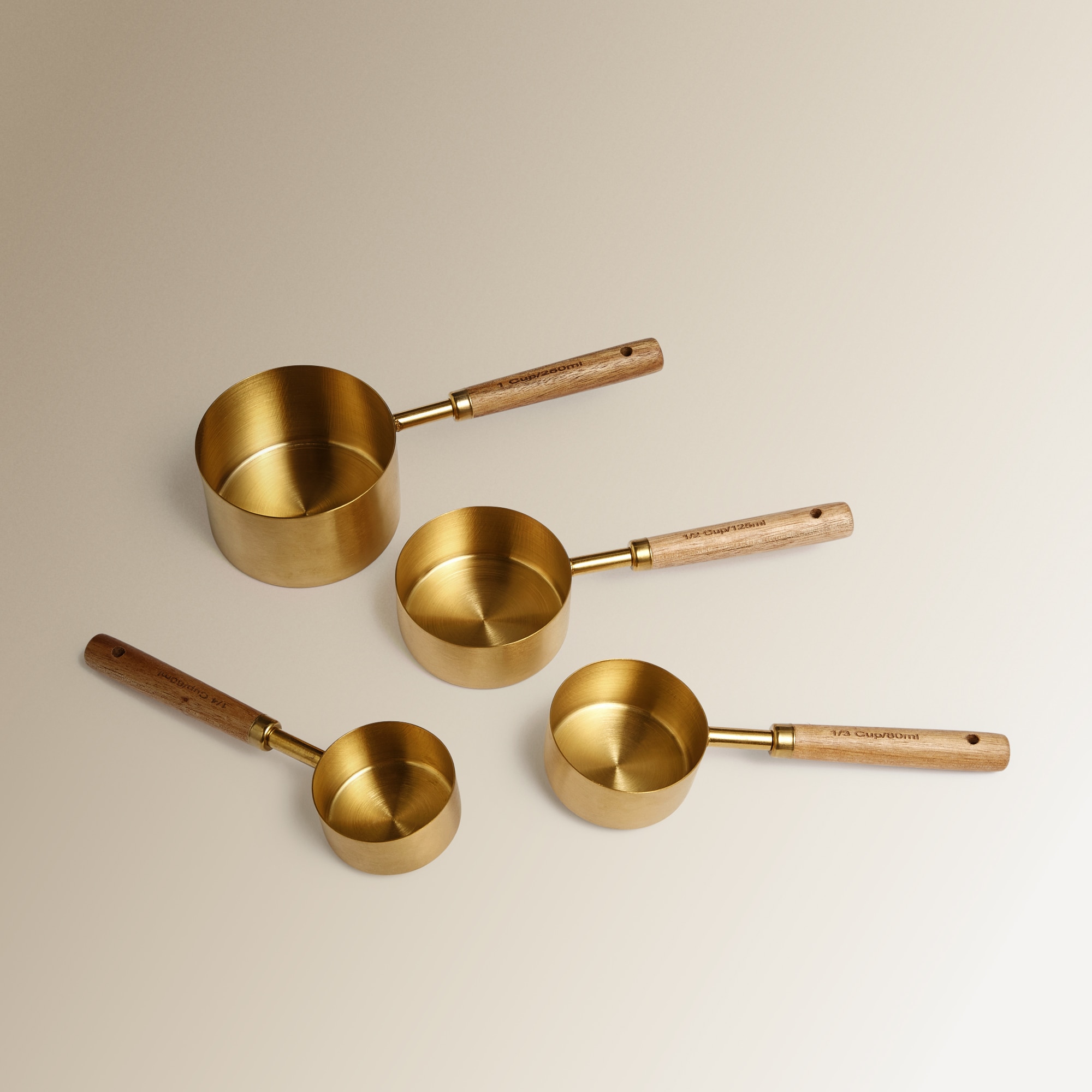 Conjunto de 4 Chávenas Medidoras de Aço e Madeira de Acácia Ouro-3