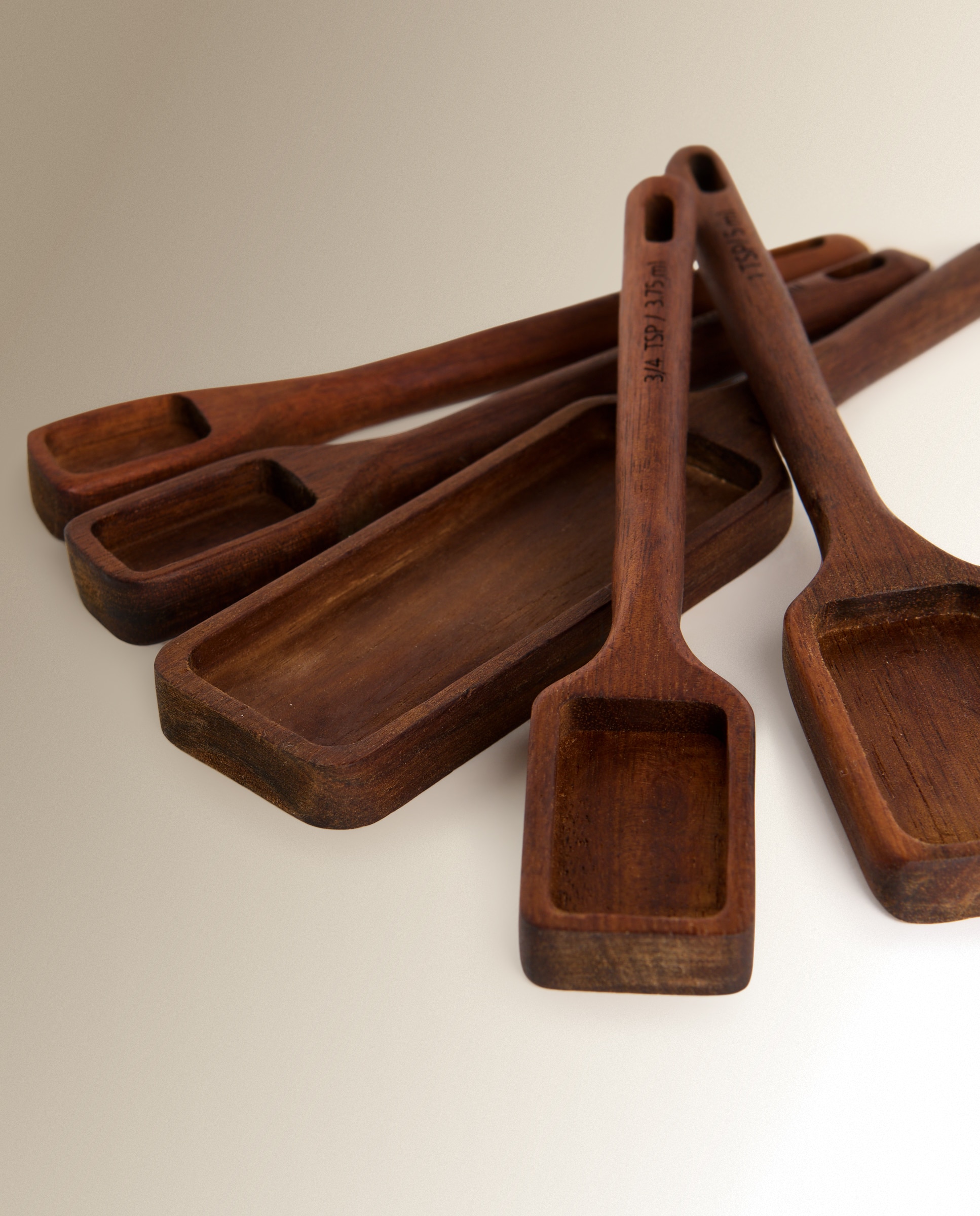 Set de 5 cucharas medidoras de madera Contemporáneo - Natural Natural-2