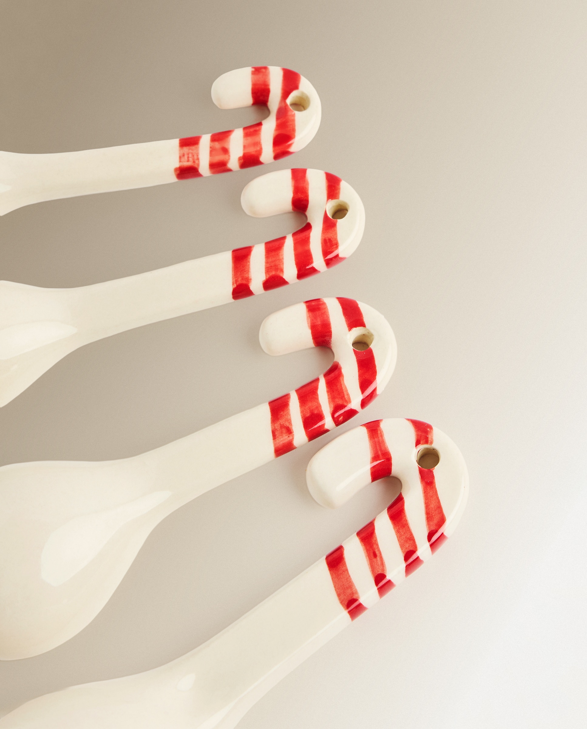 Imagen 4 de Set de 4 cucharas medidoras Bastón Navidad - Multicolor Multicolor
