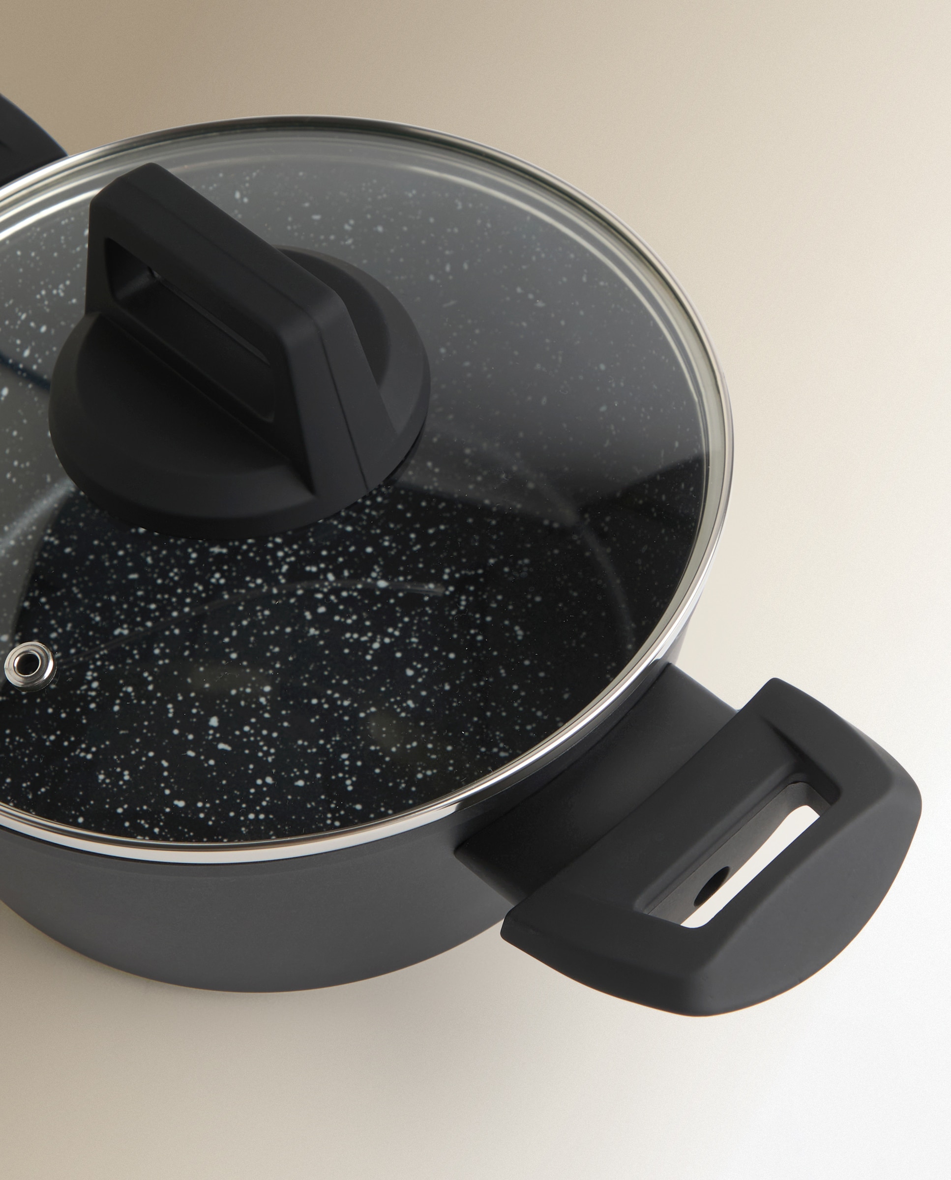 Batería de cocina de 4 piezas de aluminio forjado efecto piedra Stone.. Negro-6