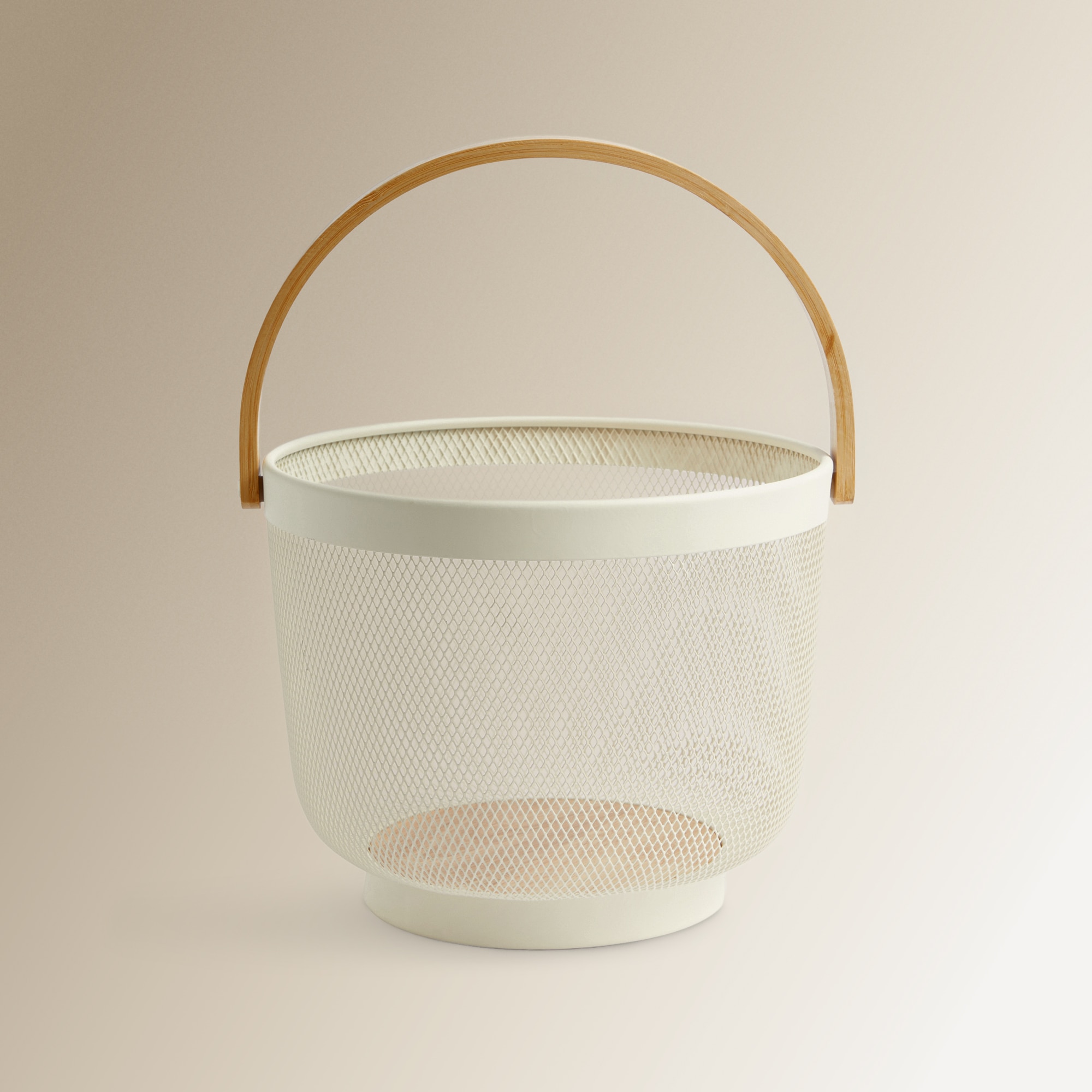 Imagen 0 de Frutero de malla con base de madera El Corte Inglés