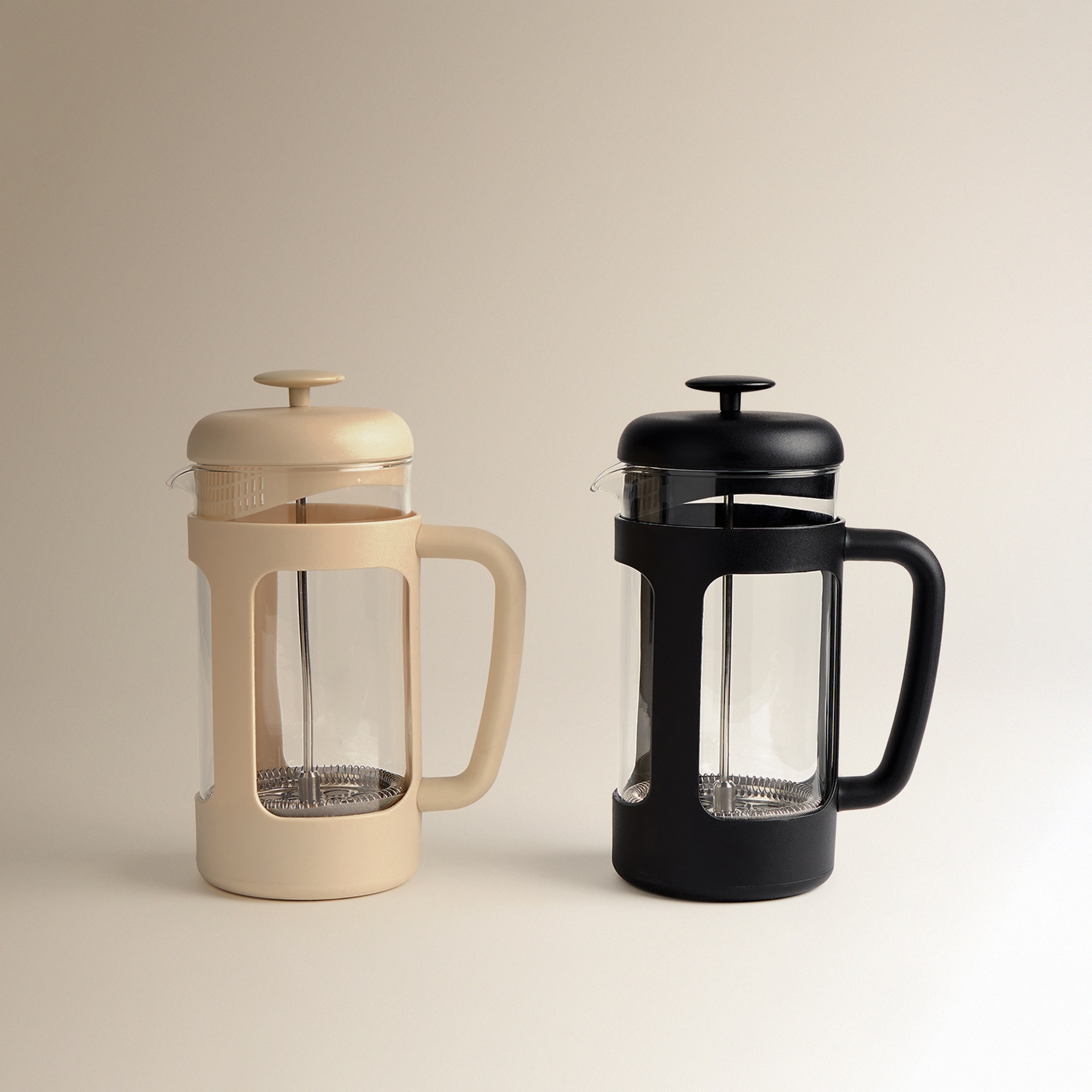 Cafeteira de êmbolo de plástico Cru-4