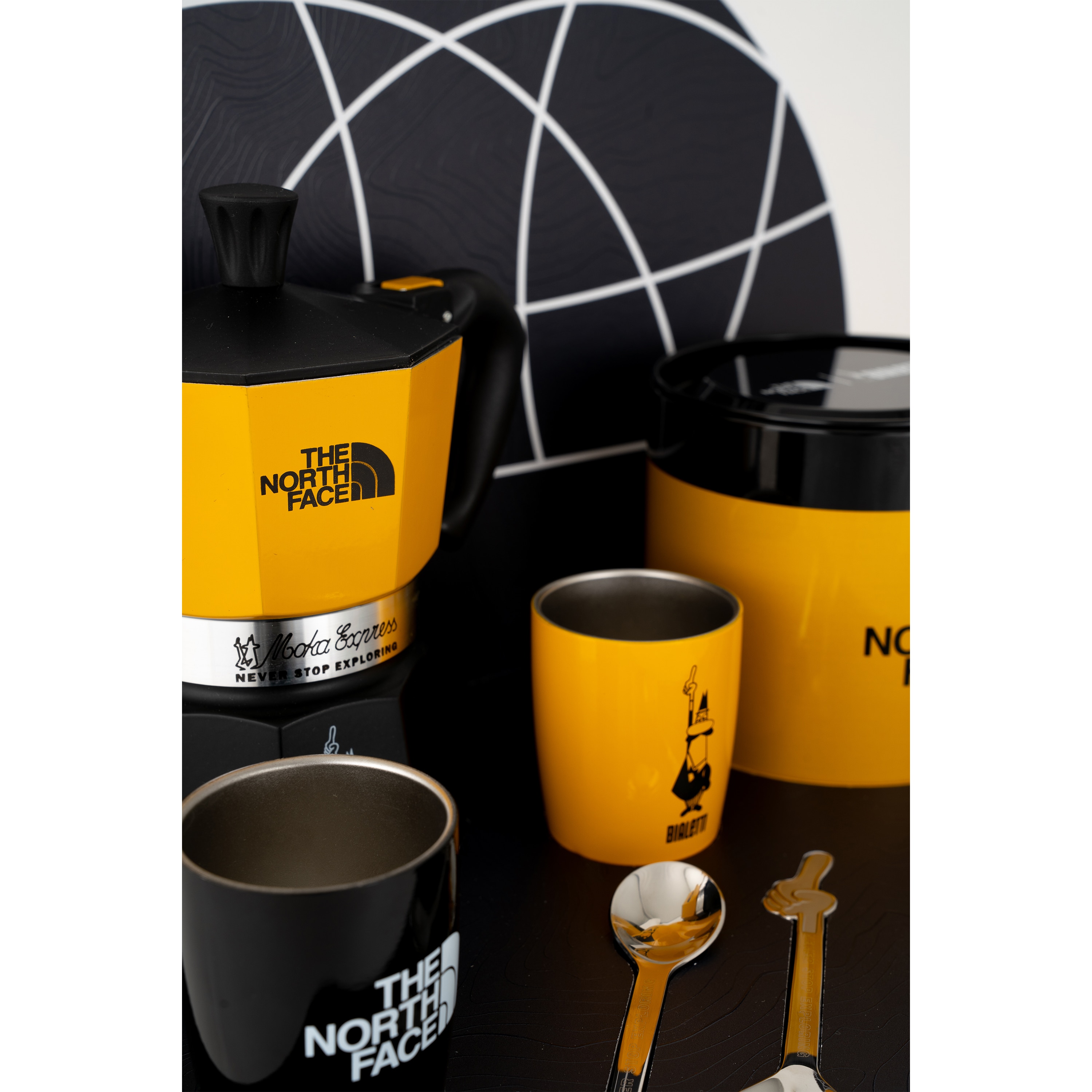 Set de cafetera Moka North Face Bialetti Mostaza · El Corte Inglés