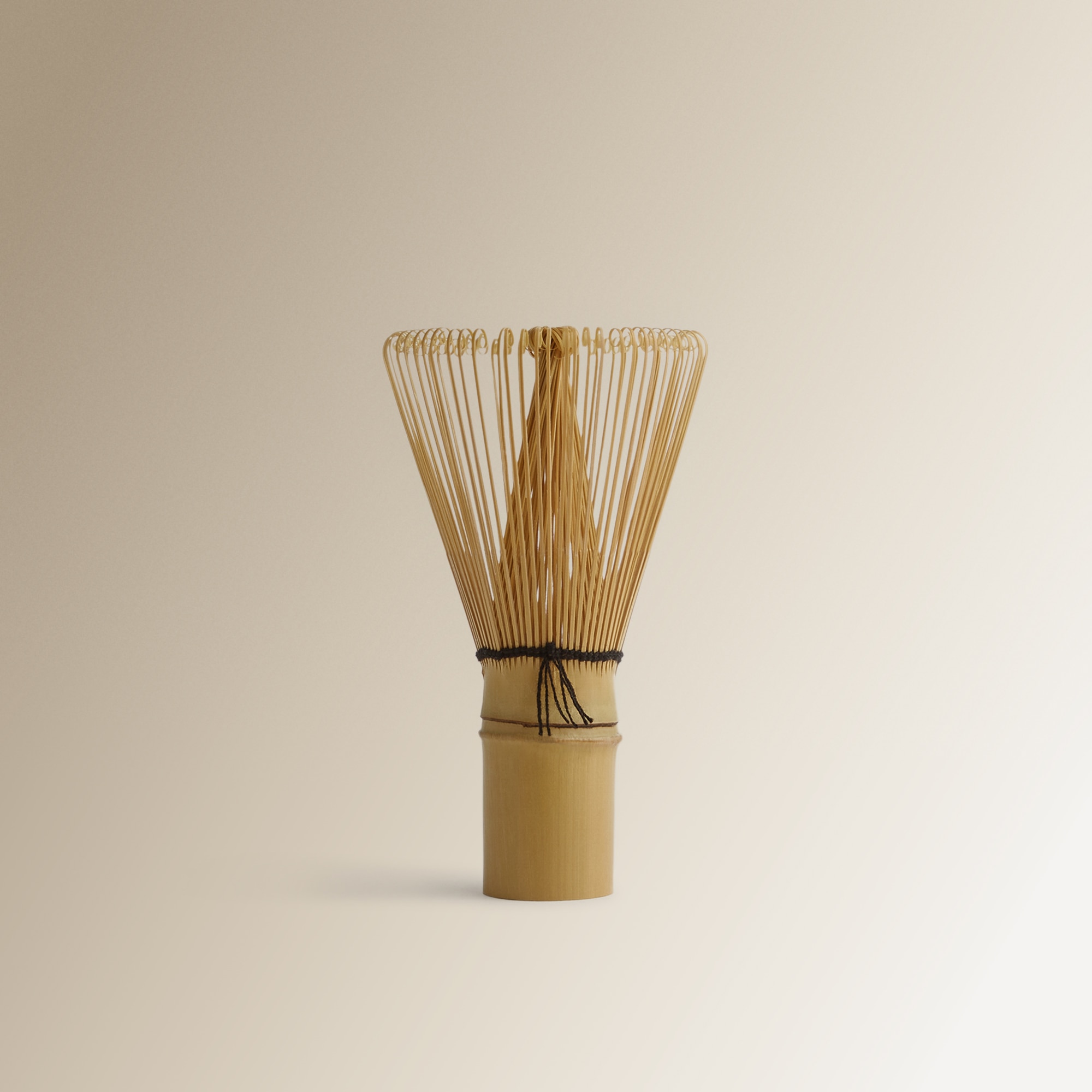 Batedor de Chá Matcha de Bambu Natural-1