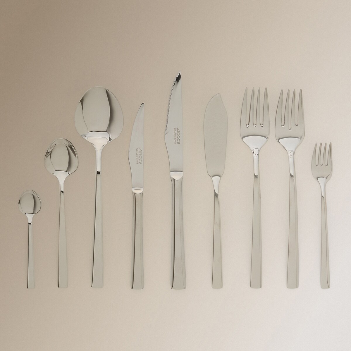 Cubertería de 113 piezas Praga Arcos Acero-3