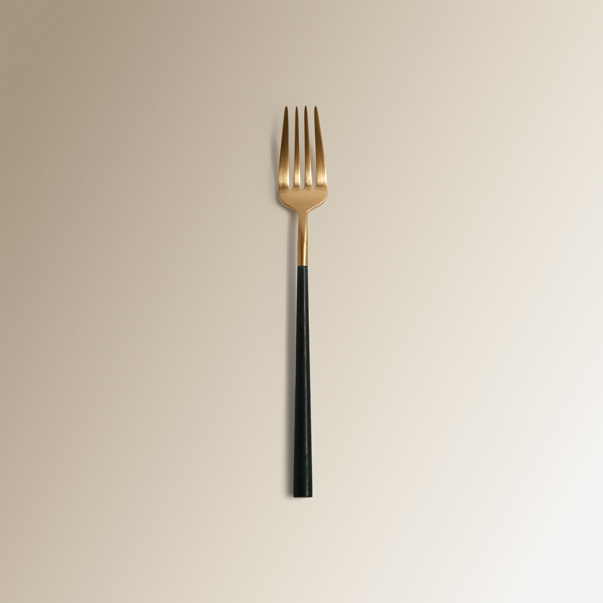 Garfo de mesa Neo Ouro-1