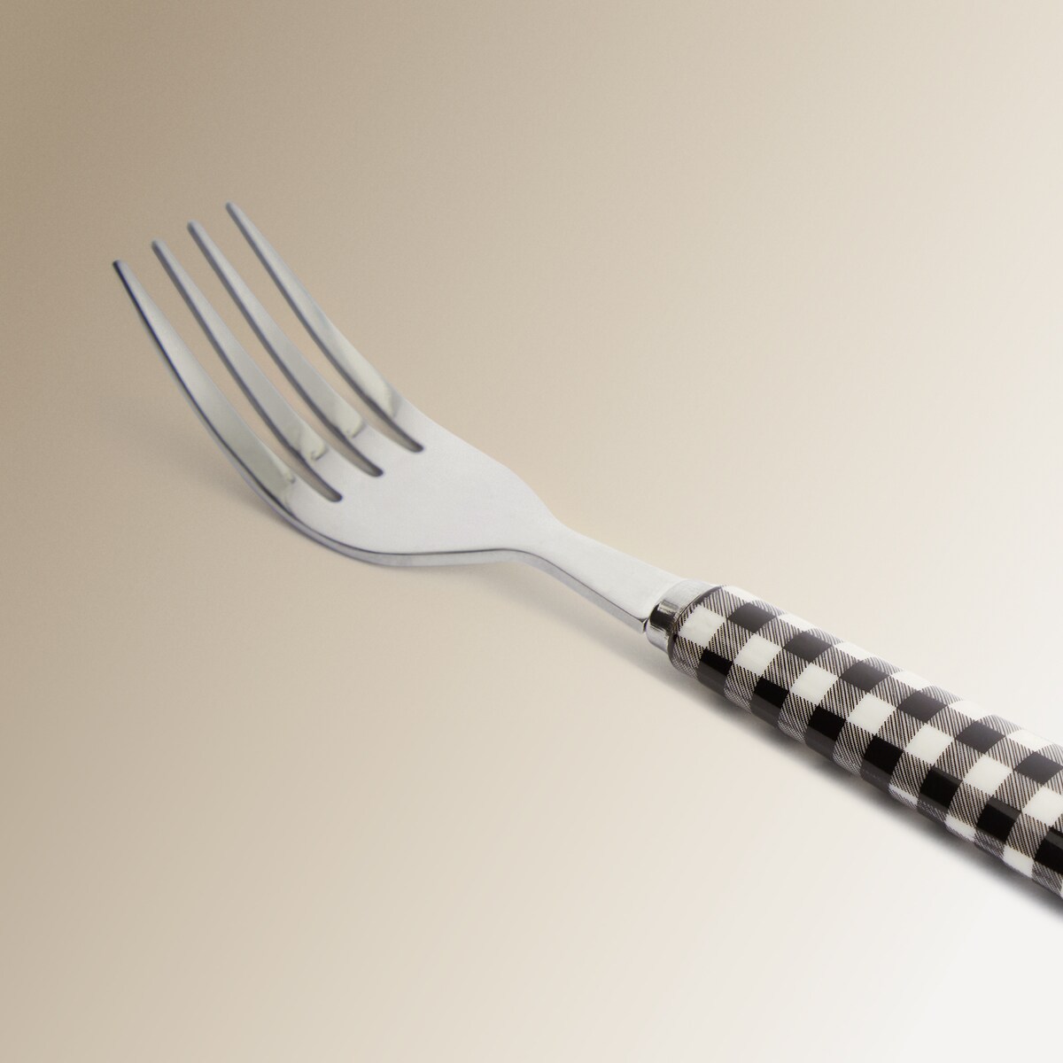 Tenedor de postre Brunch Basics El Corte Inglés Negro-2