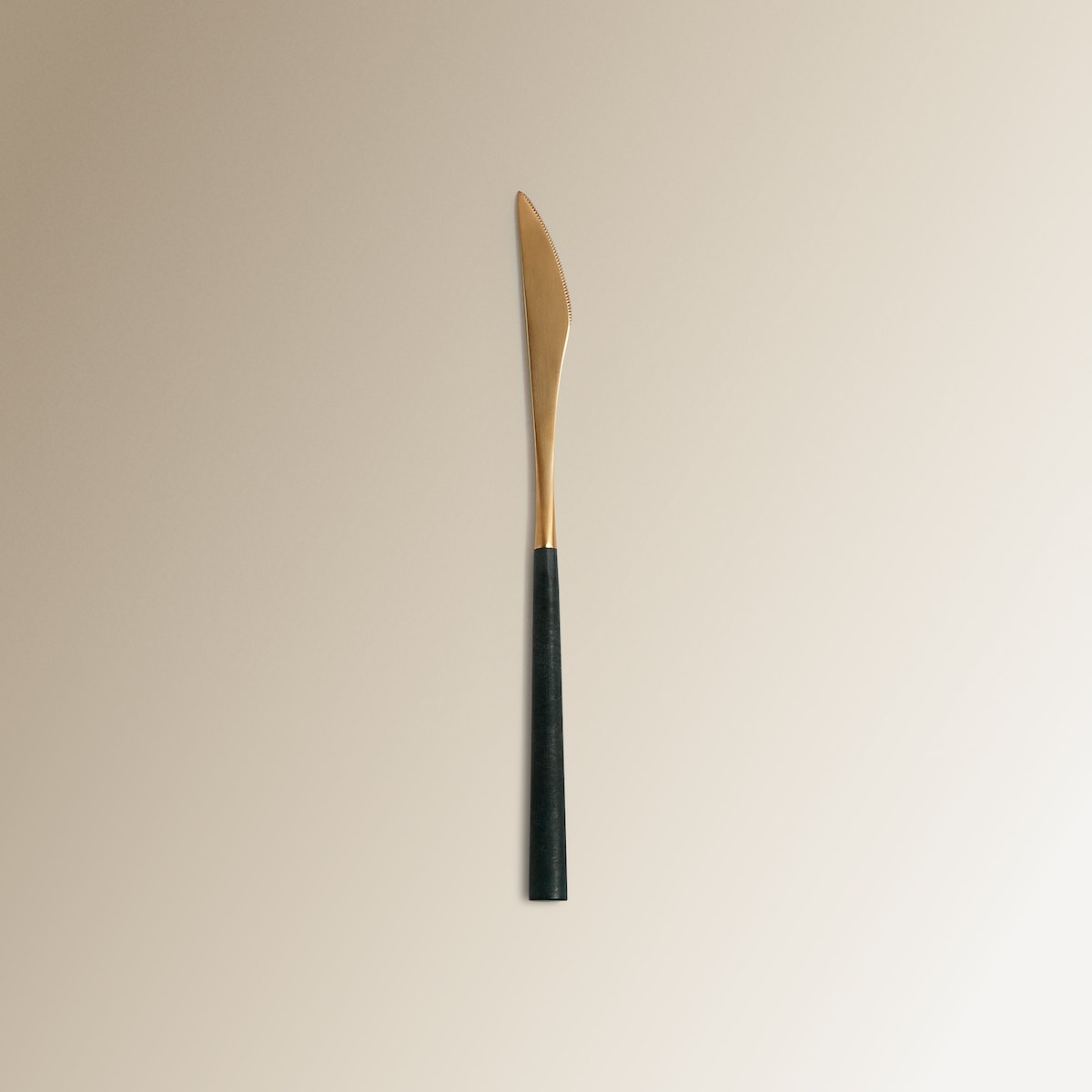 Cuchillo de mesa Neo El Corte Inglés Oro-1