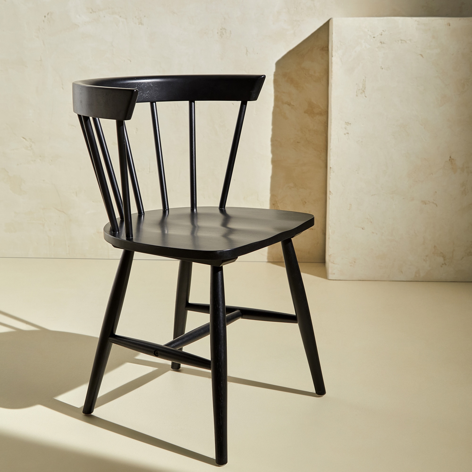 Cadeira de Madeira de Carvalho Nika Preto-1