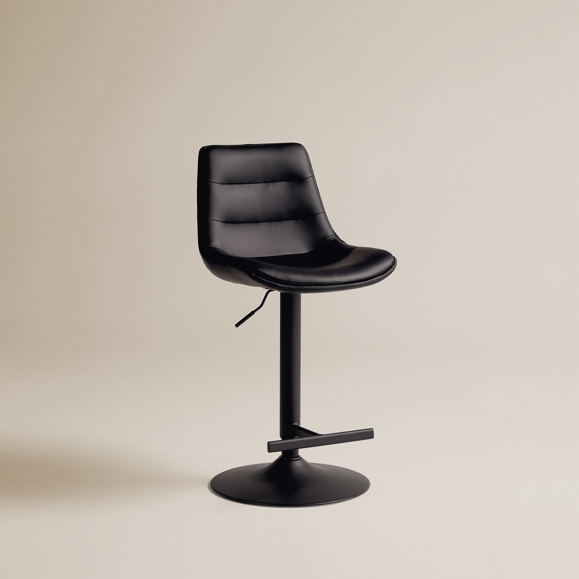Taburete elevable de símil piel Cedric - Negro Negro-2