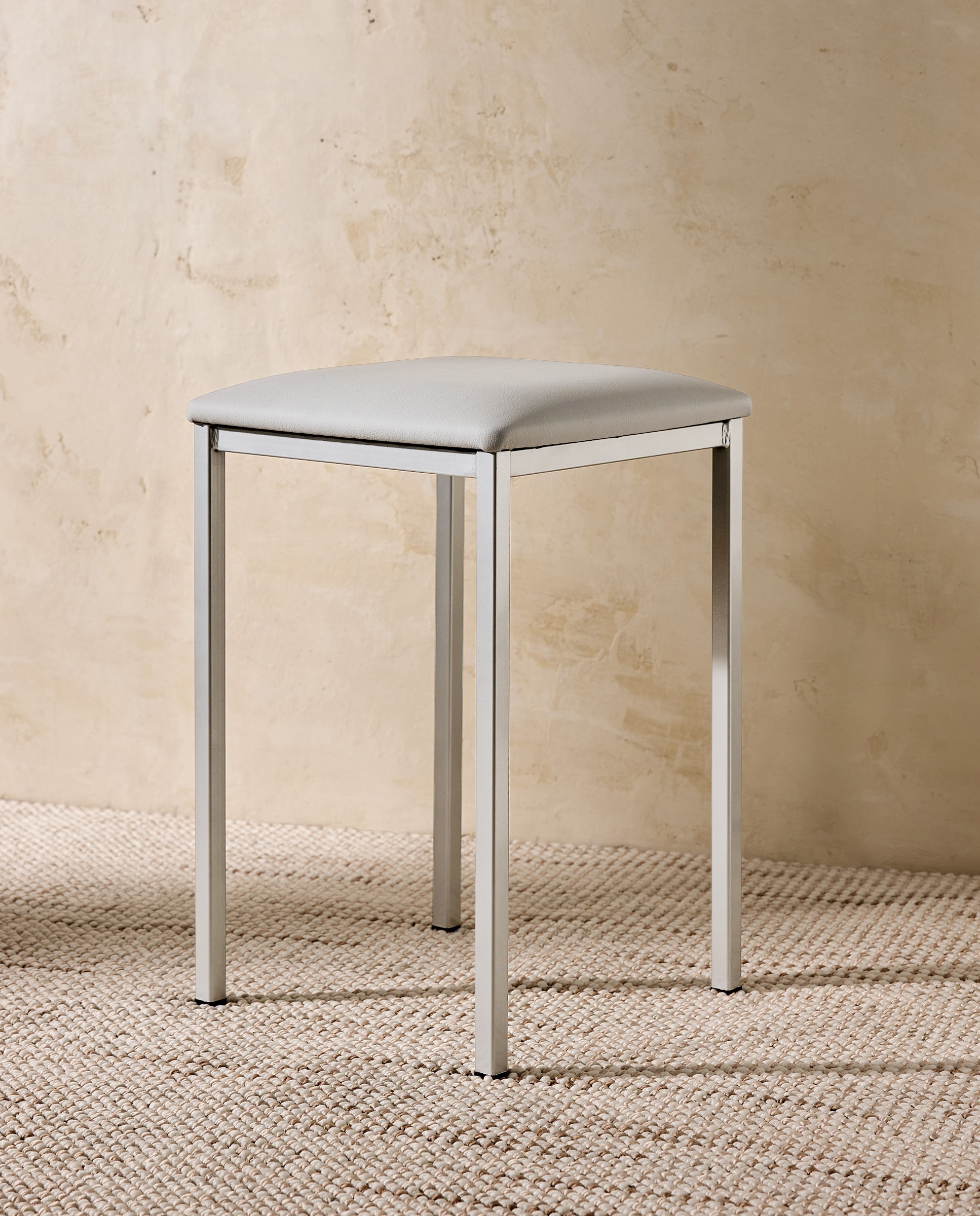 Taburete bajo de acero Vania - Gris claro Gris claro-1