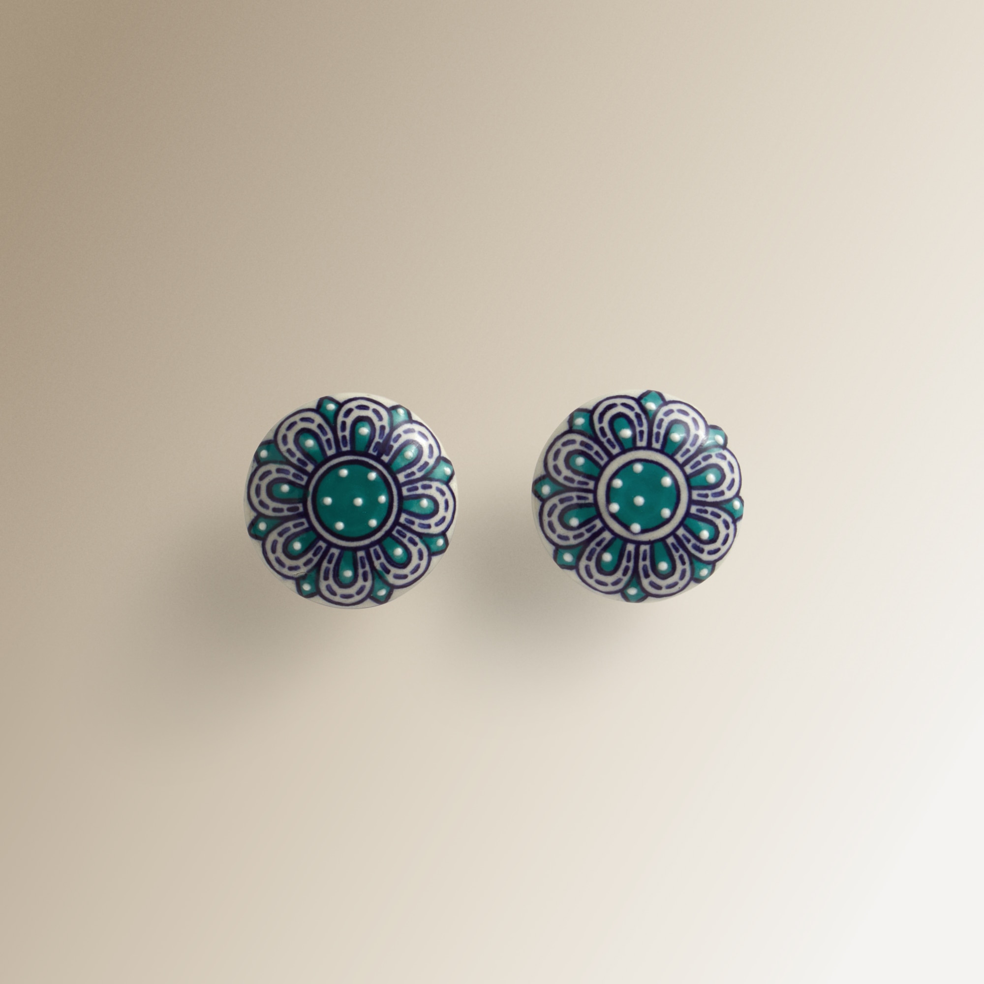 Conjunto de 2 puxadores com efeito martelado Selva Prata-1