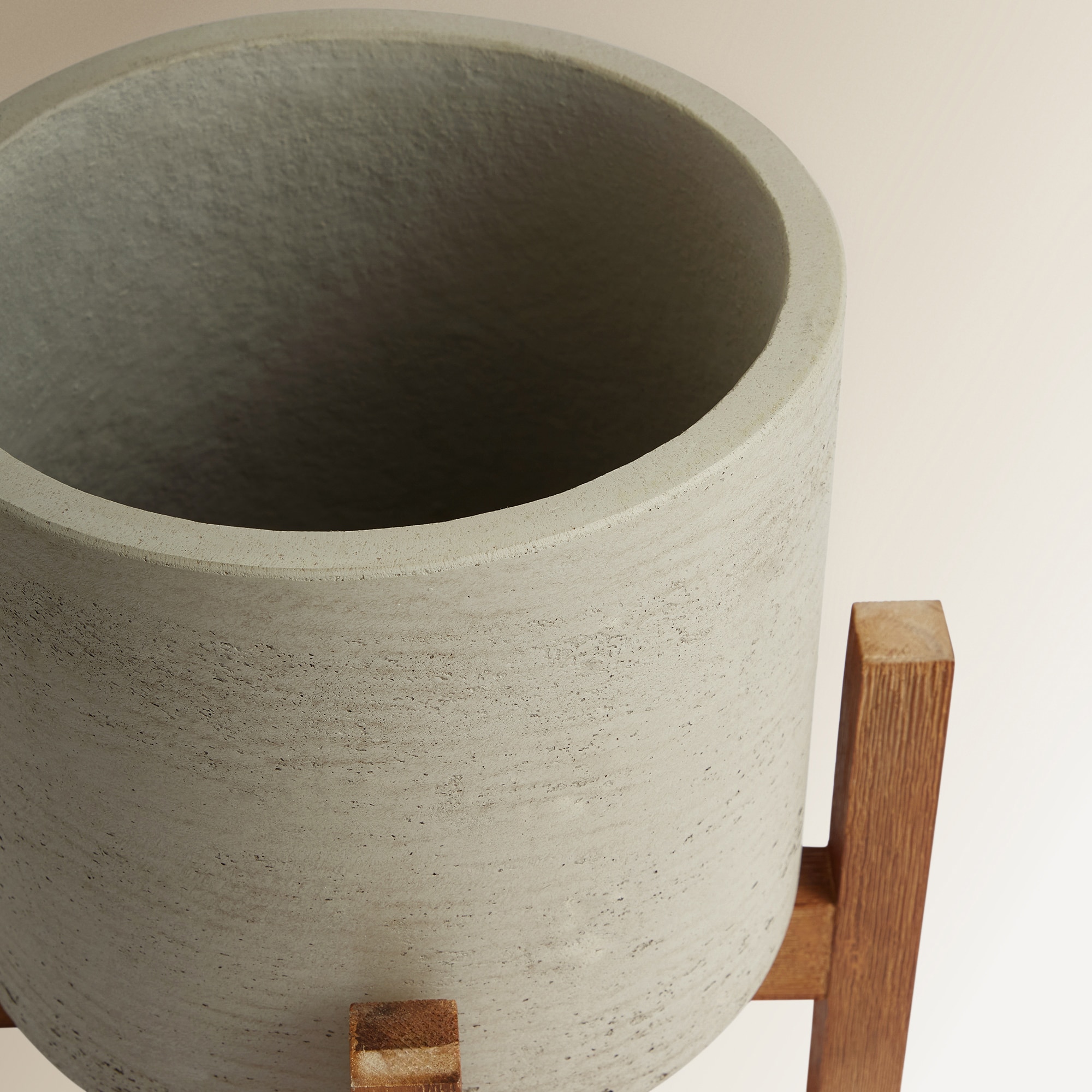 Vaso com Suporte de Madeira Combarro Room Cinzento-3