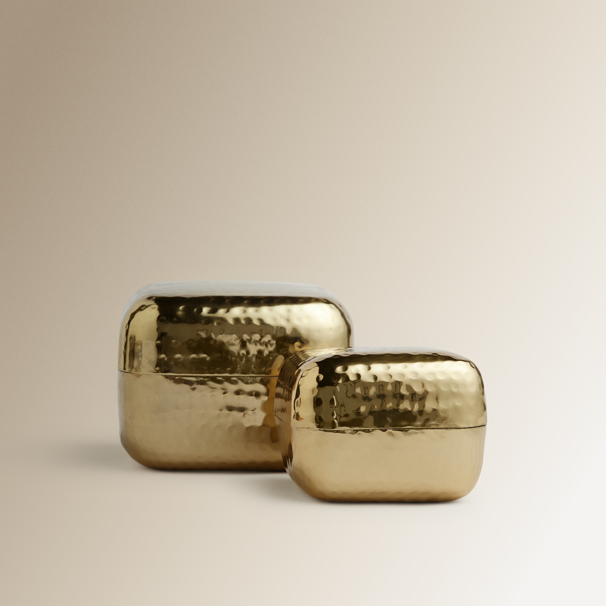 Caixa decorativa quadrada martelé Colónia Ouro-6
