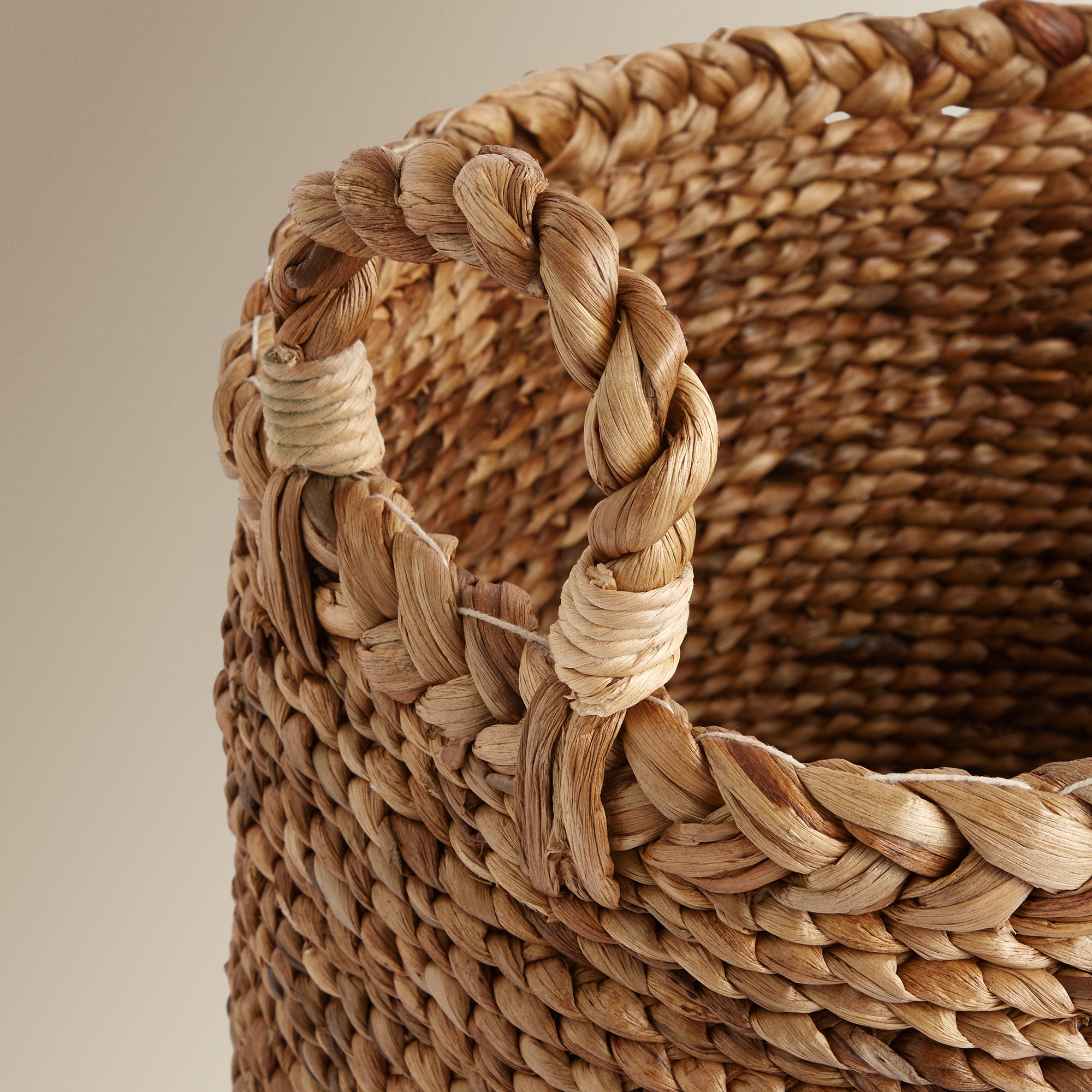 Cesta decorativa entrançada Batam Natural-2