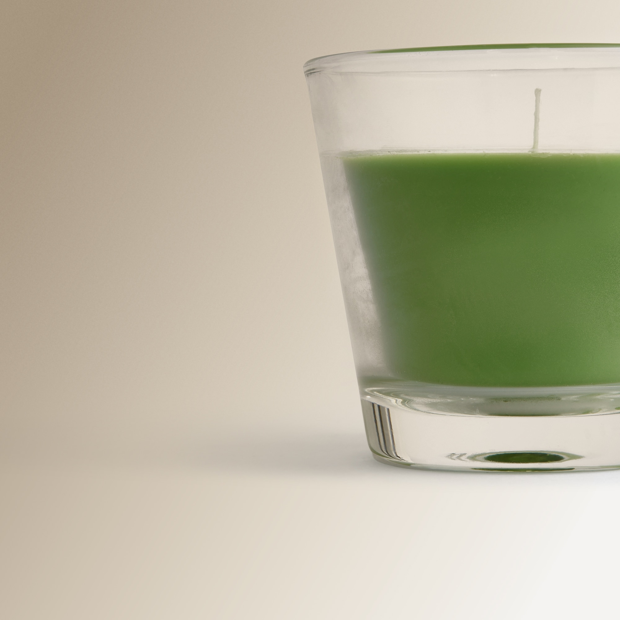Vela en vaso aroma Manzana Nuestro Mejor Precio - El Corte Inglés Verde-4