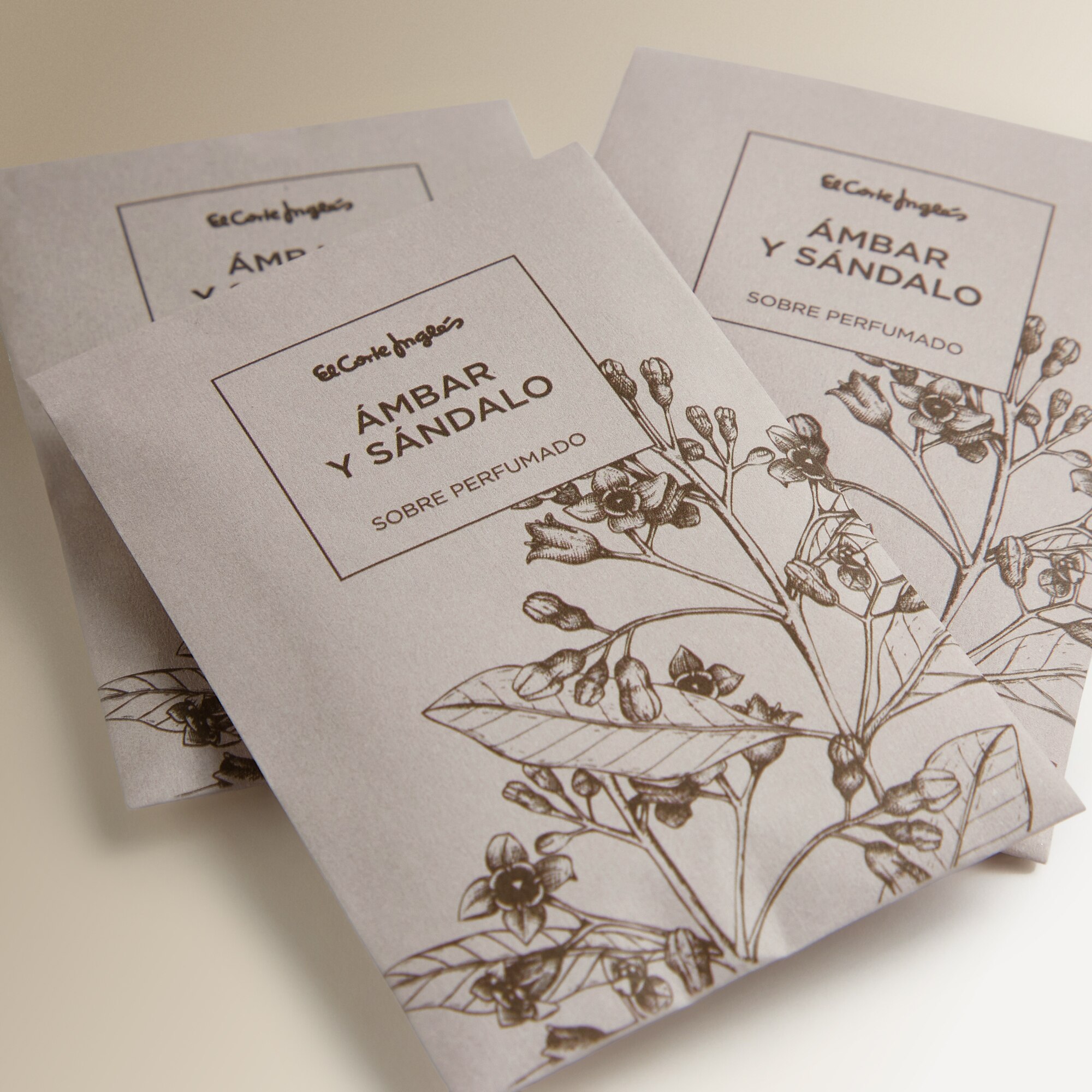 Conjunto de 3 Envelopes Perfumados Âmbar e Sândalo Rosa-2