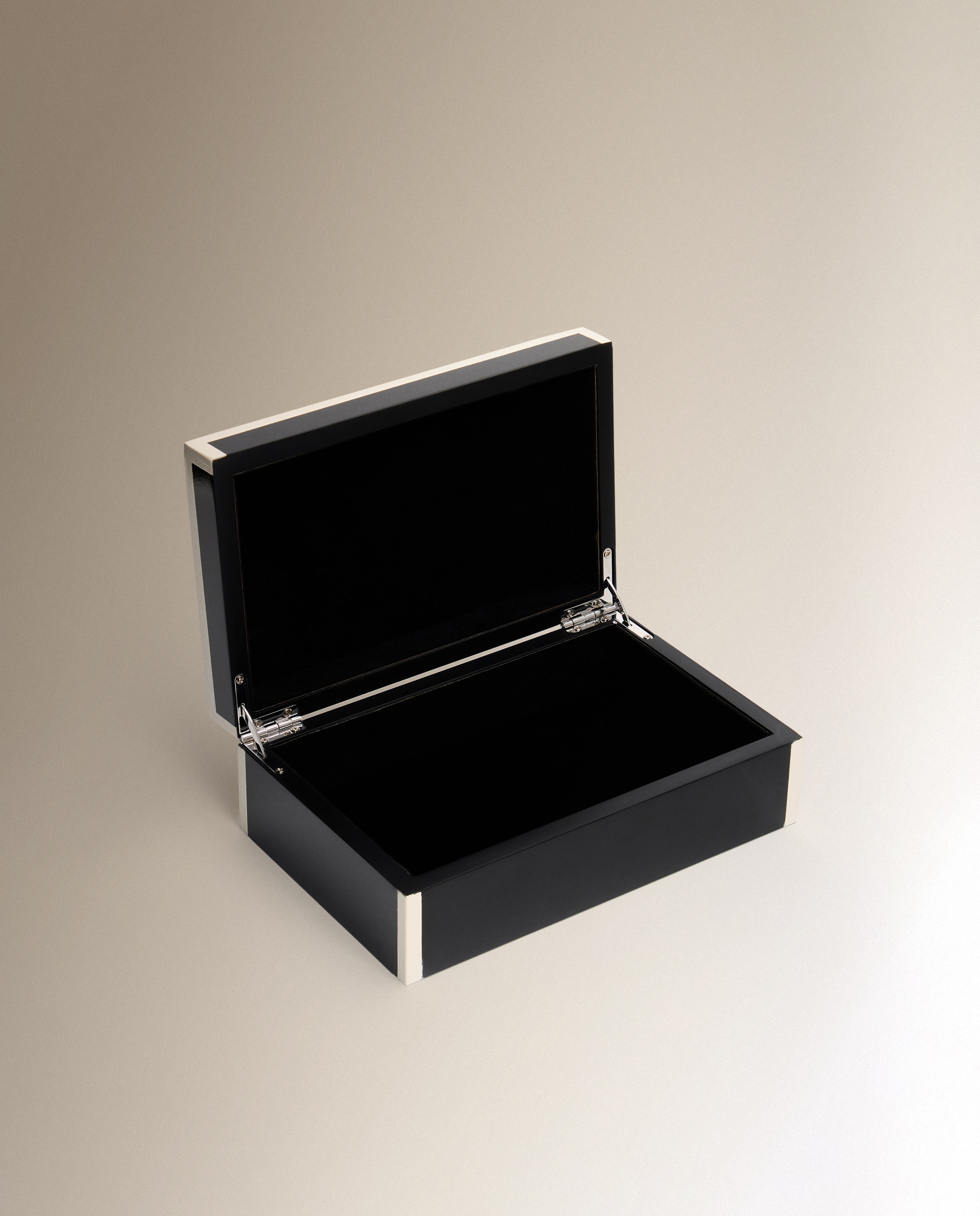 Imagen 3 de Caja decorativa Laca - Negro 13,2 x 20,5 cm Negro