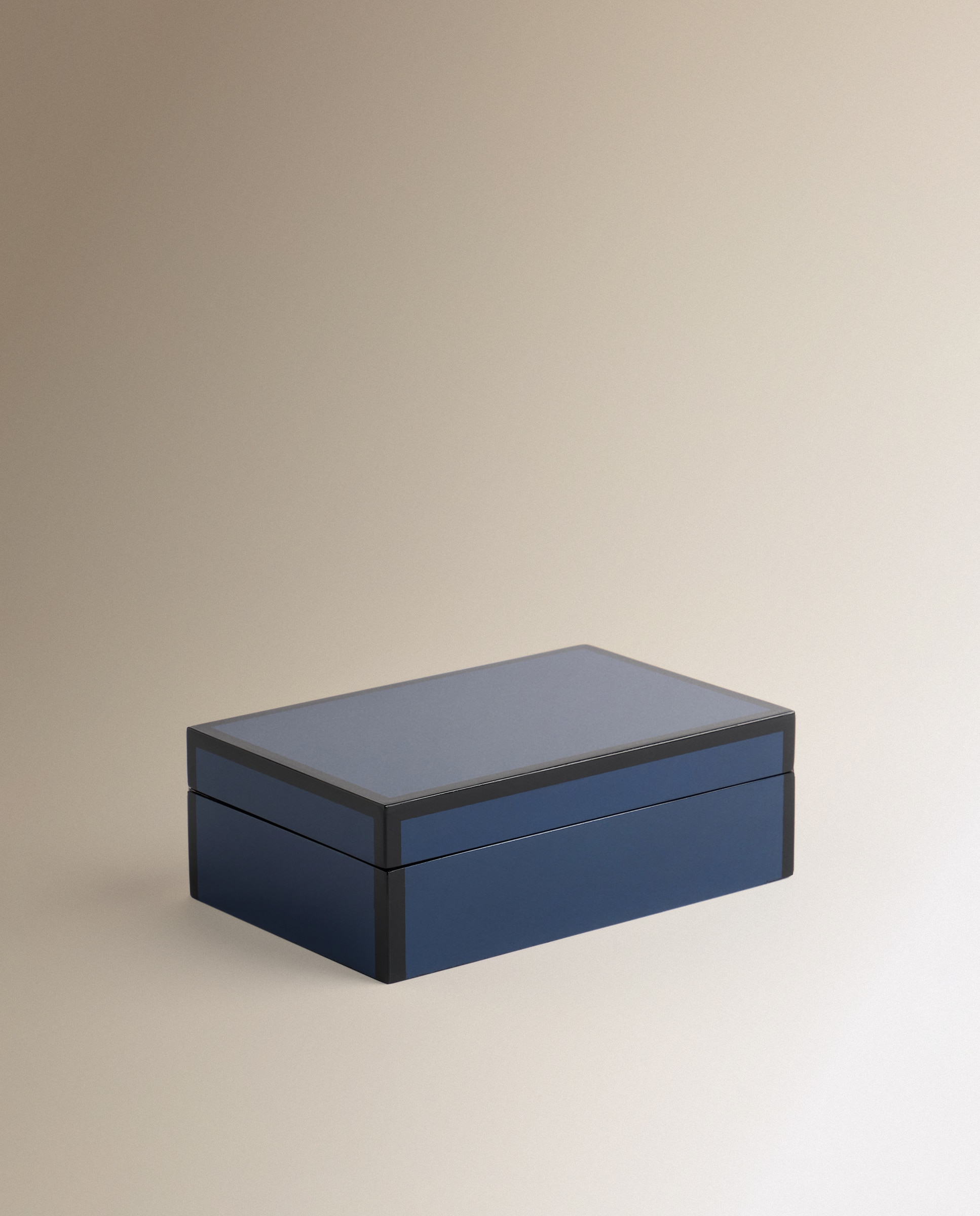 Imagem 0 de Caixa decorativa Lacada