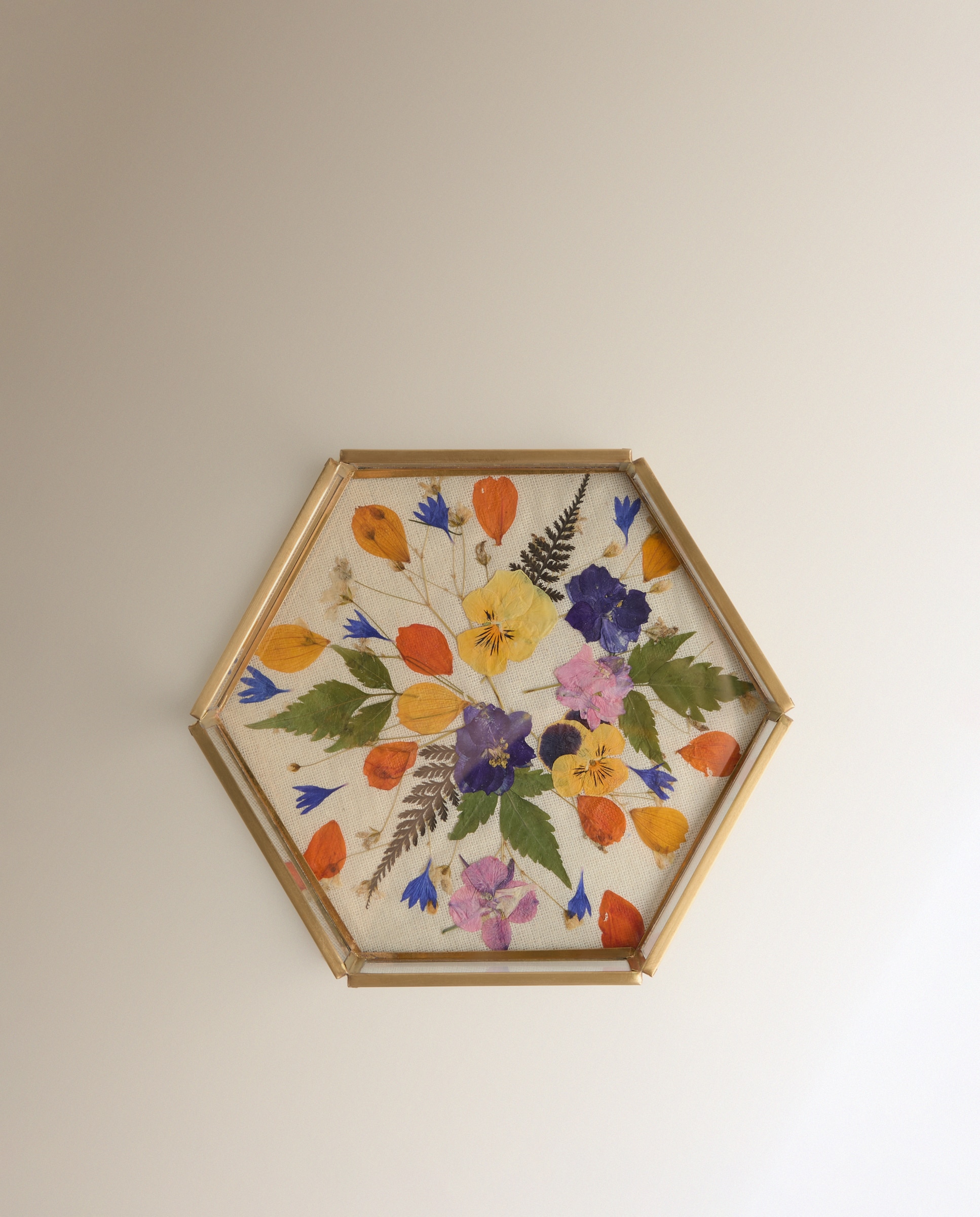 Imagem 0 de Despeja-Bolsos Decorativo Flor