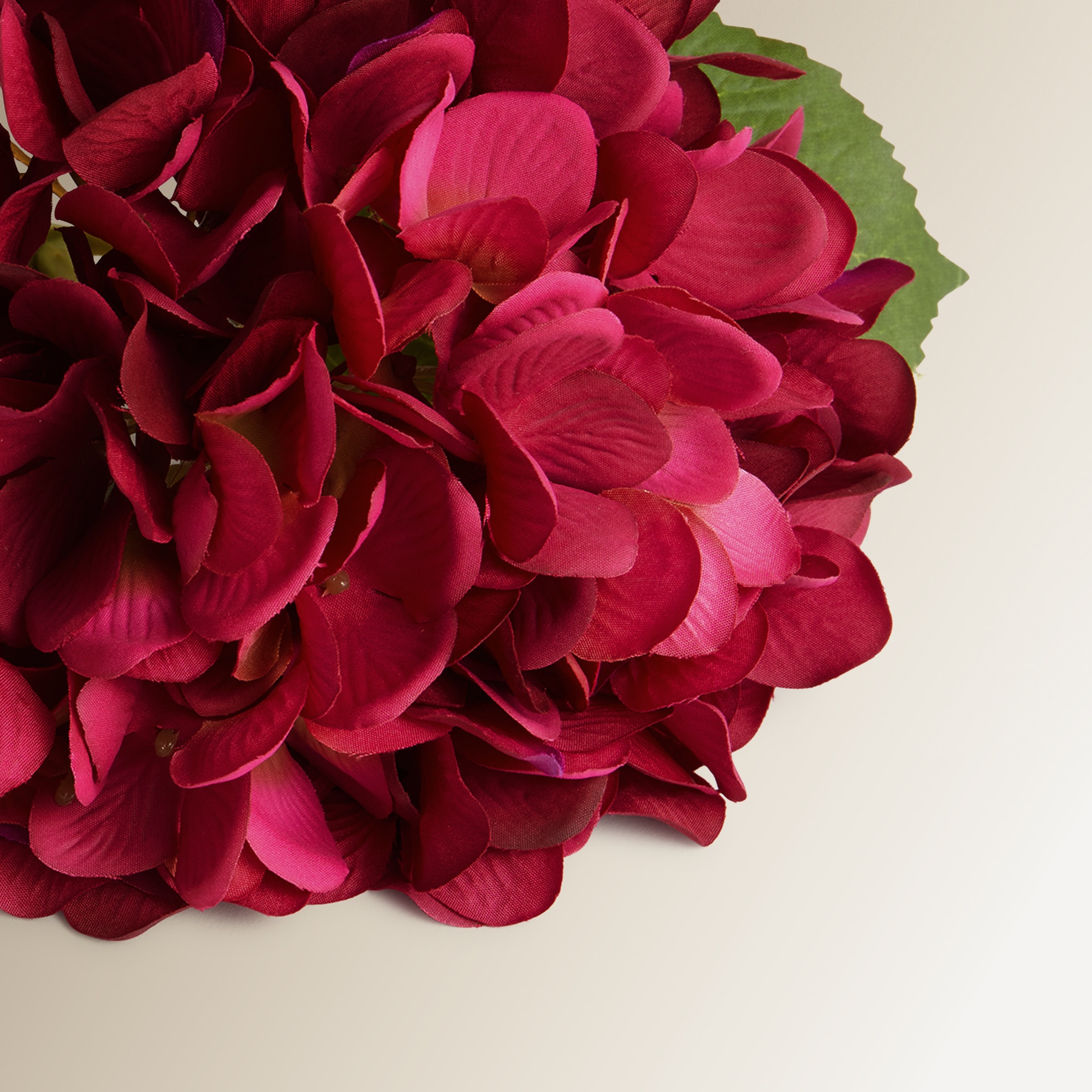 Imagen 2 de Flor artificial Hortensia 67 cm El Corte Inglés - Burdeos Burdeos