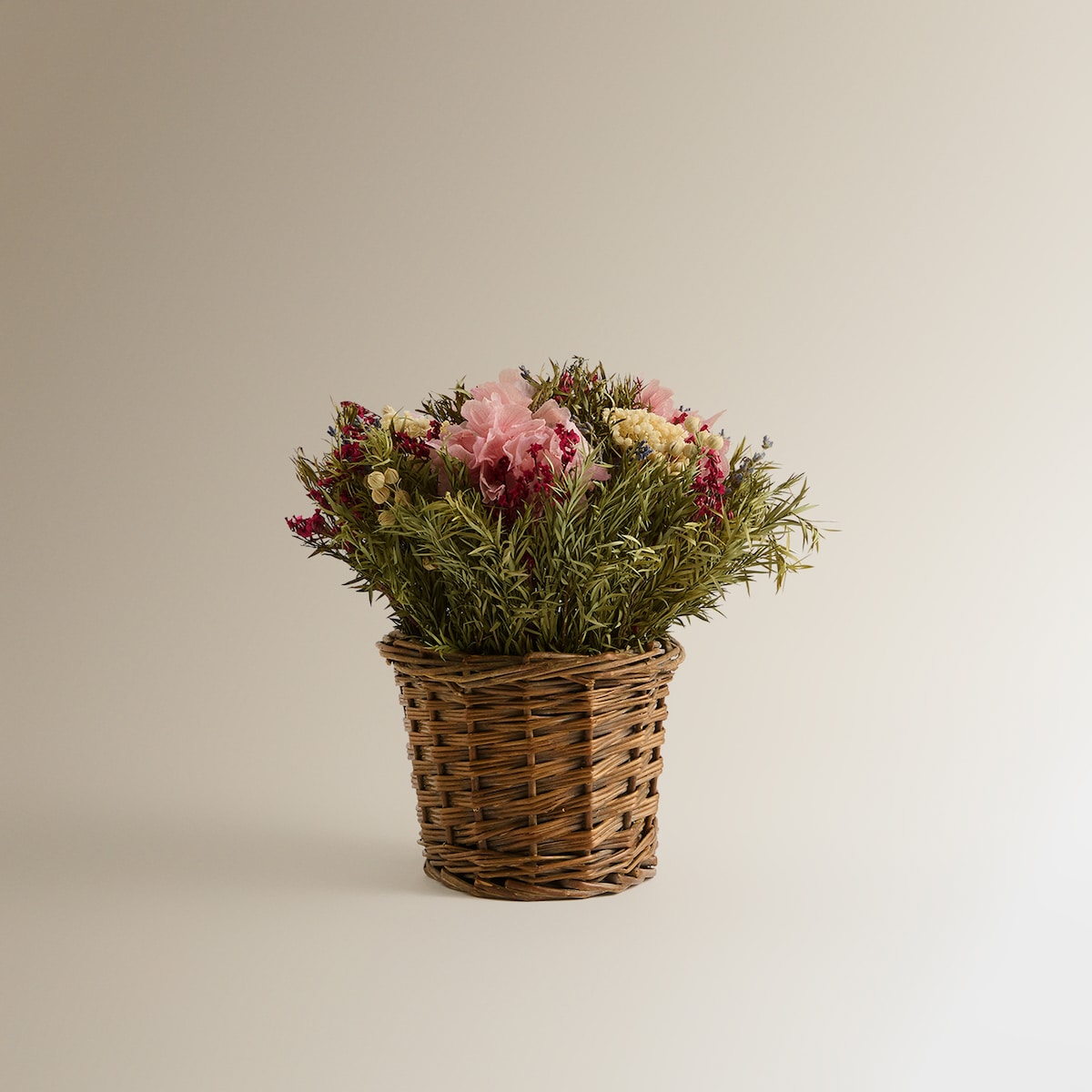 Flores Preservadas com Vaso de Rattan Multicolor-1