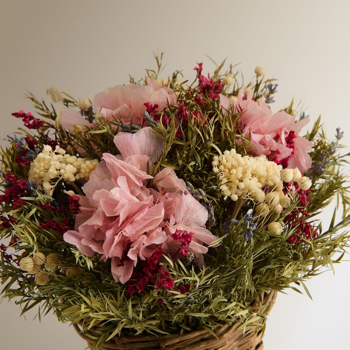 Flores Preservadas com Vaso de Rattan Multicolor-2