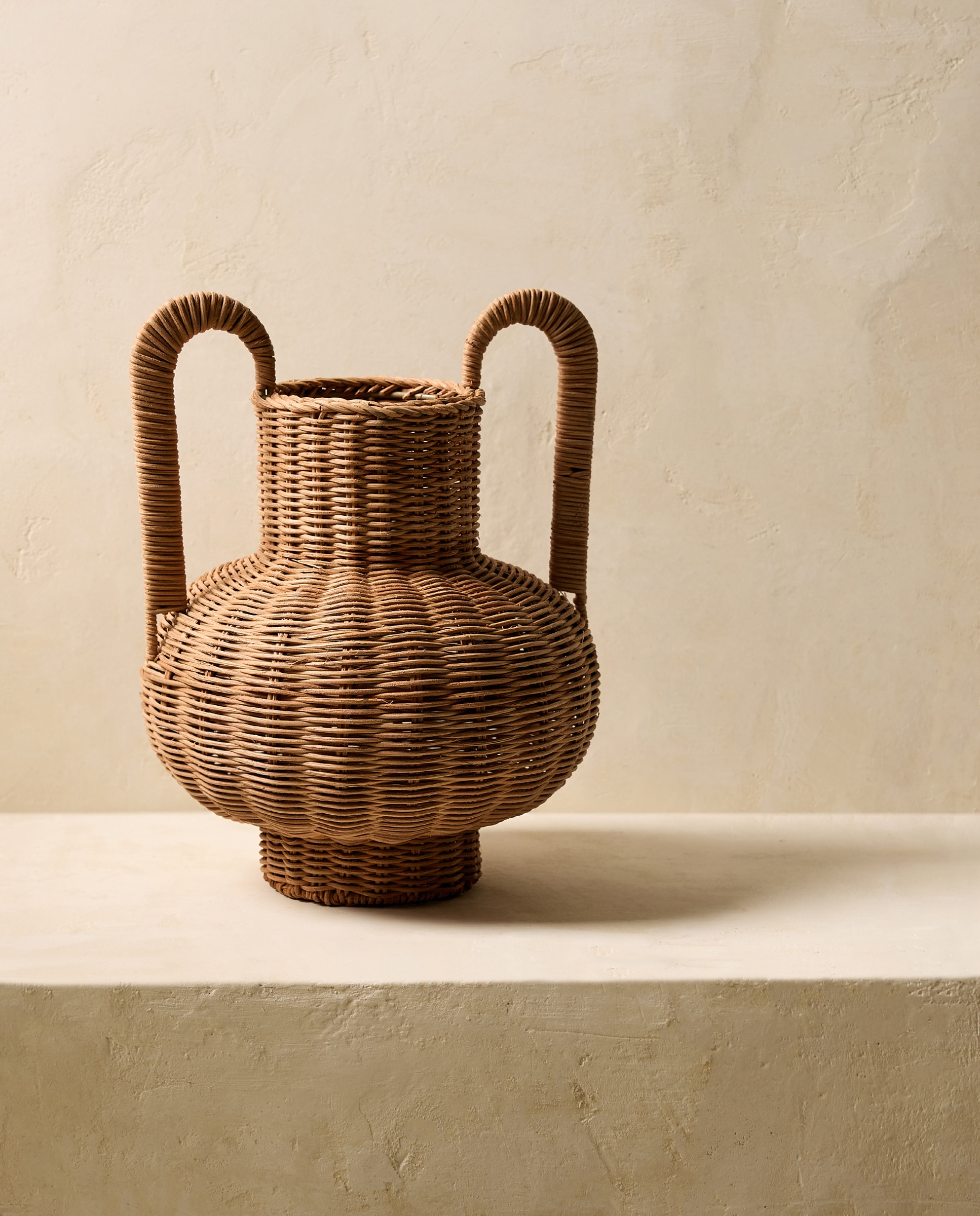 Imagem 0 de Jarra Decorativa de Rattan Labin