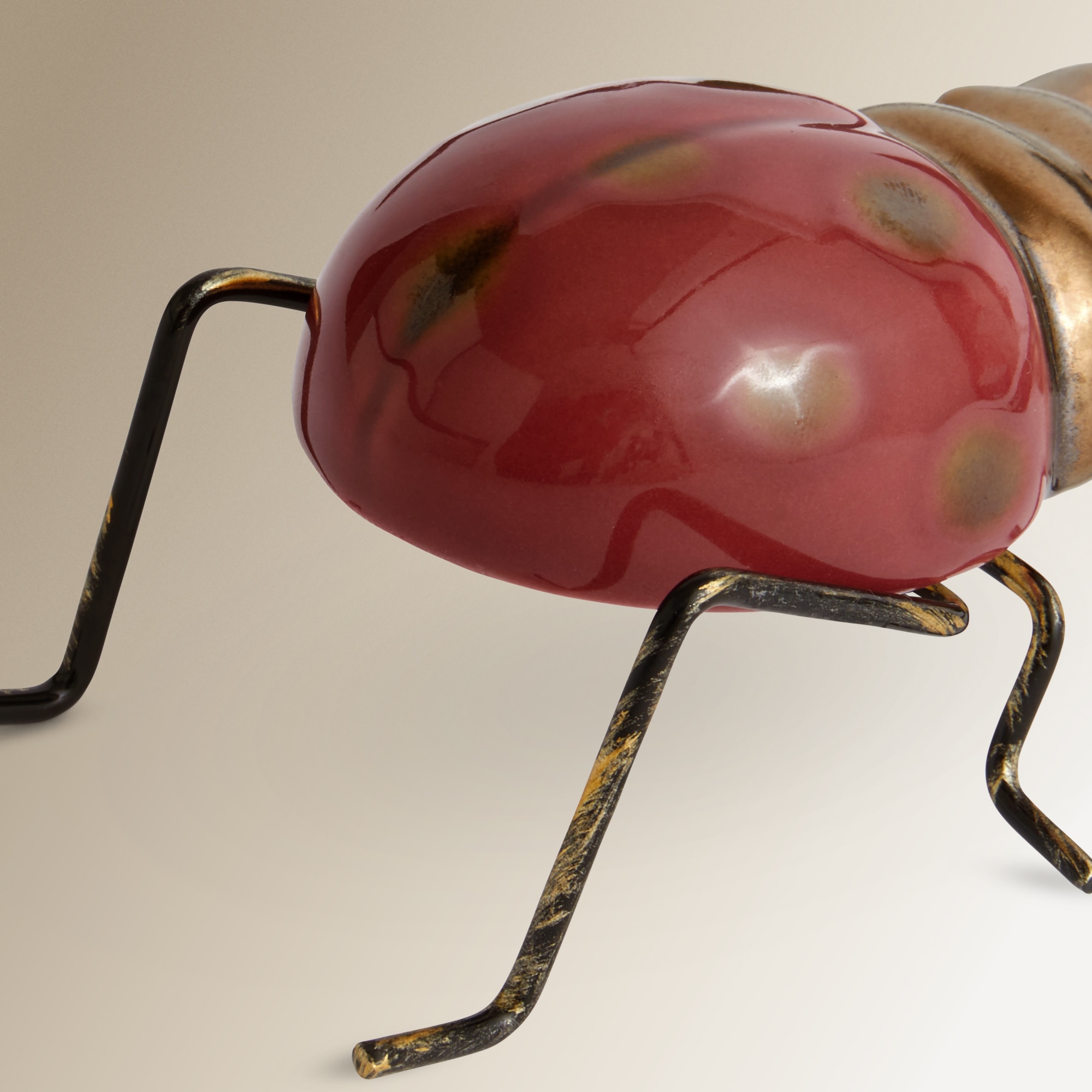 Figura decorativa Escaravelho Ants Rosa-4