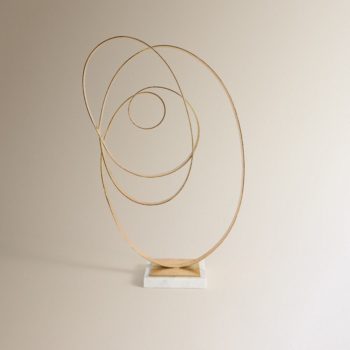 Figura Decorativa de Metal Art Decor Bege-2