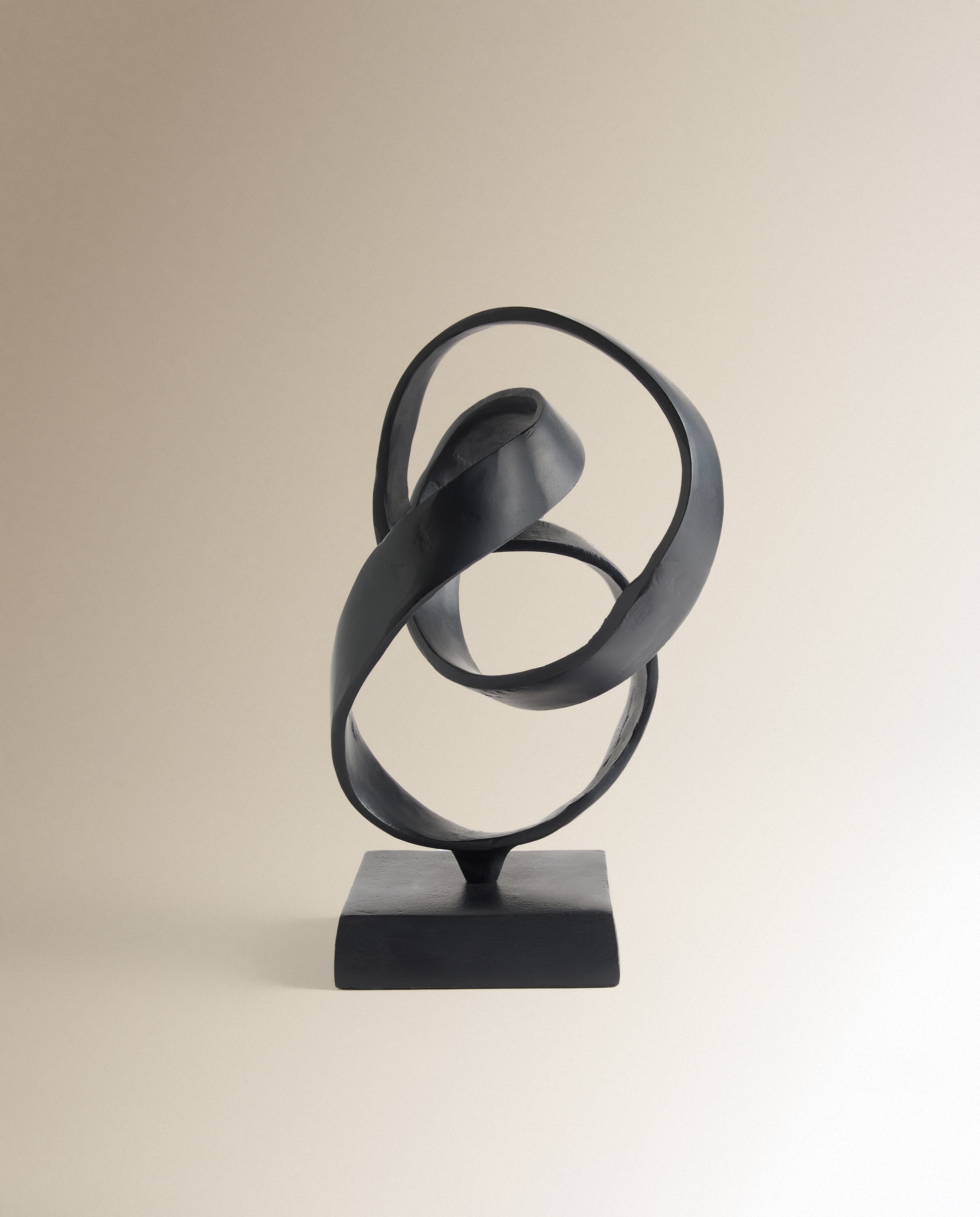 Figura Decorativa Nodus Preto-2