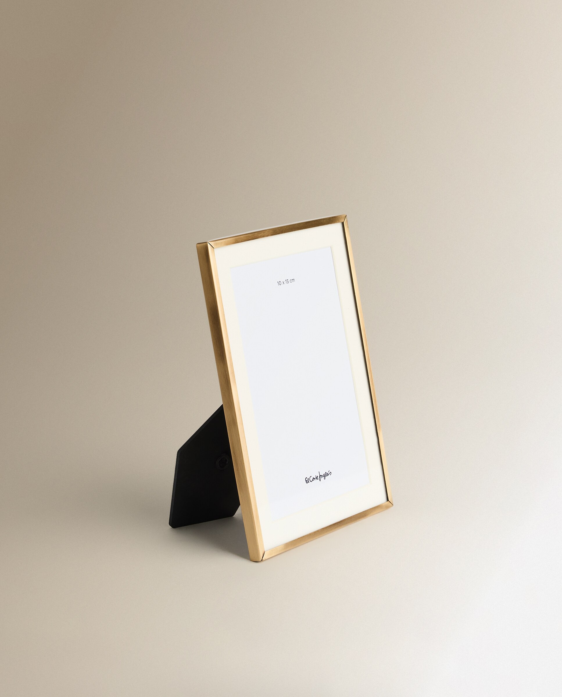 Moldura para Fotografia em Metal Tilo Dourado-2