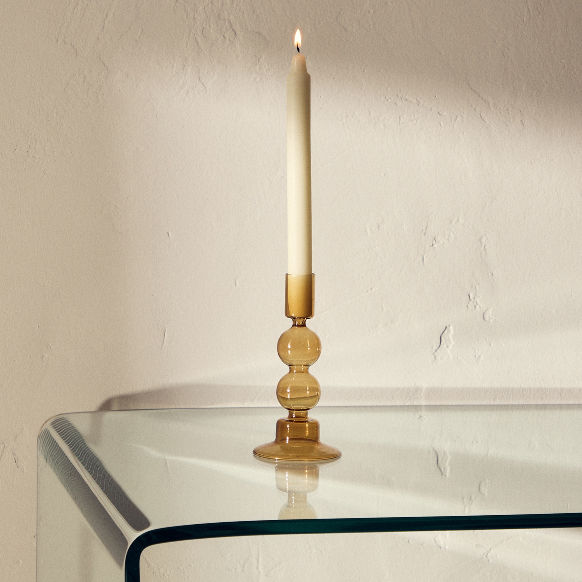 Imagem 0 de Candelabro de Vidro Fino - Amarelo-Claro