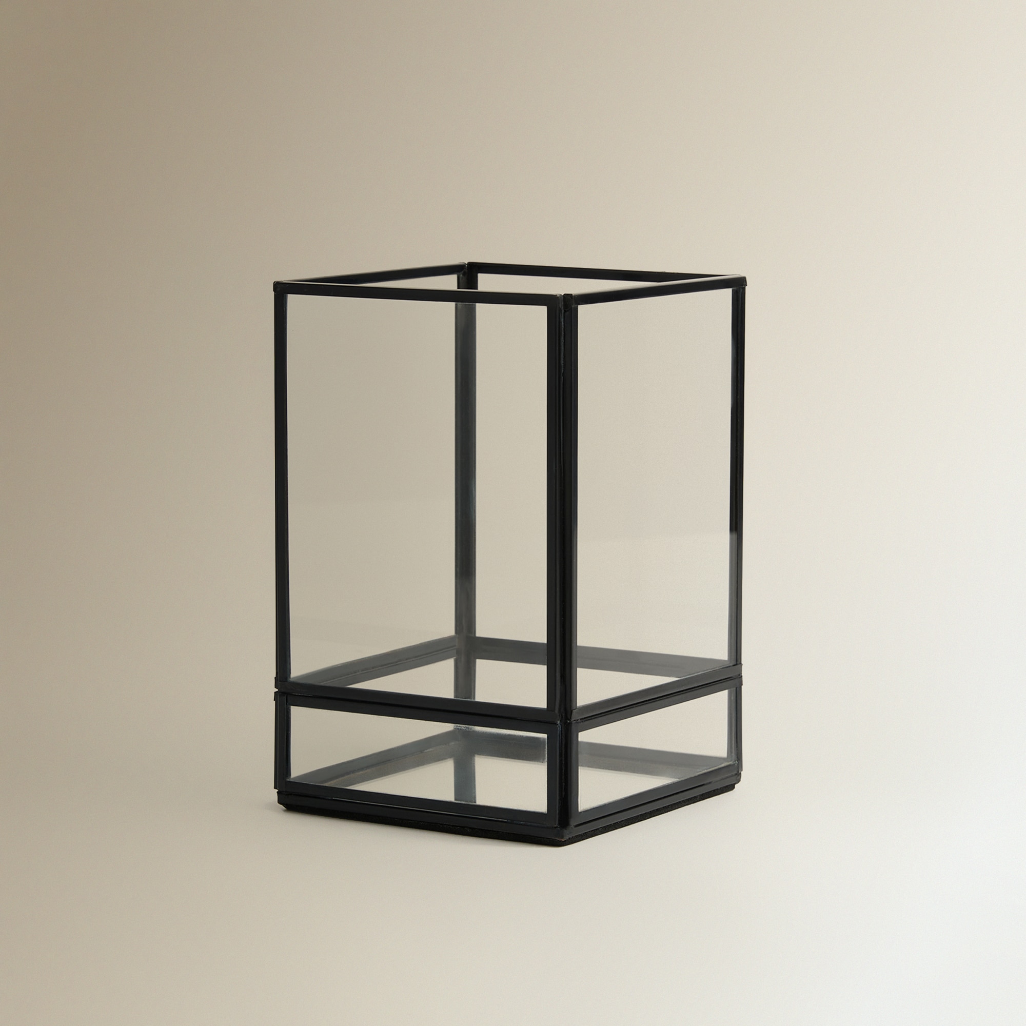 Lanterna de Metal Sandton Preto-2