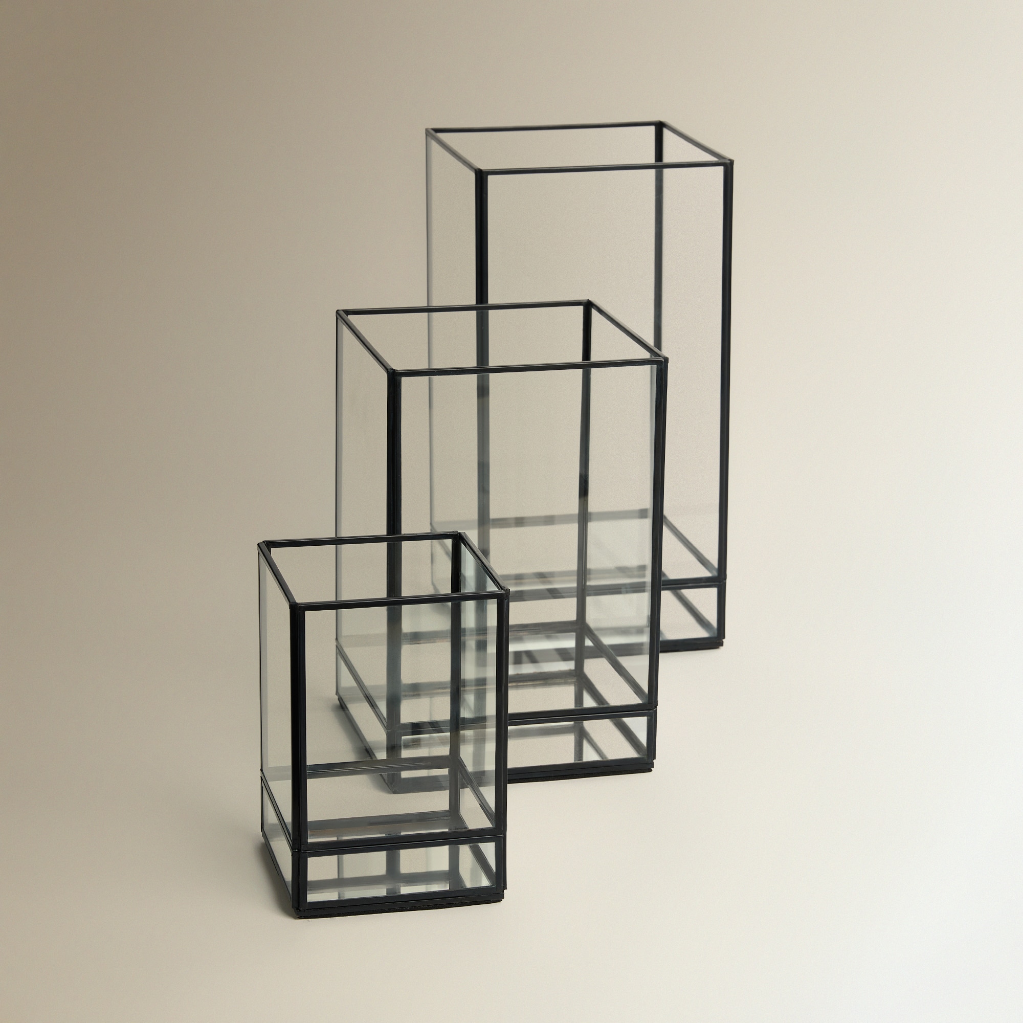 Lanterna de Metal Sandton Preto-5