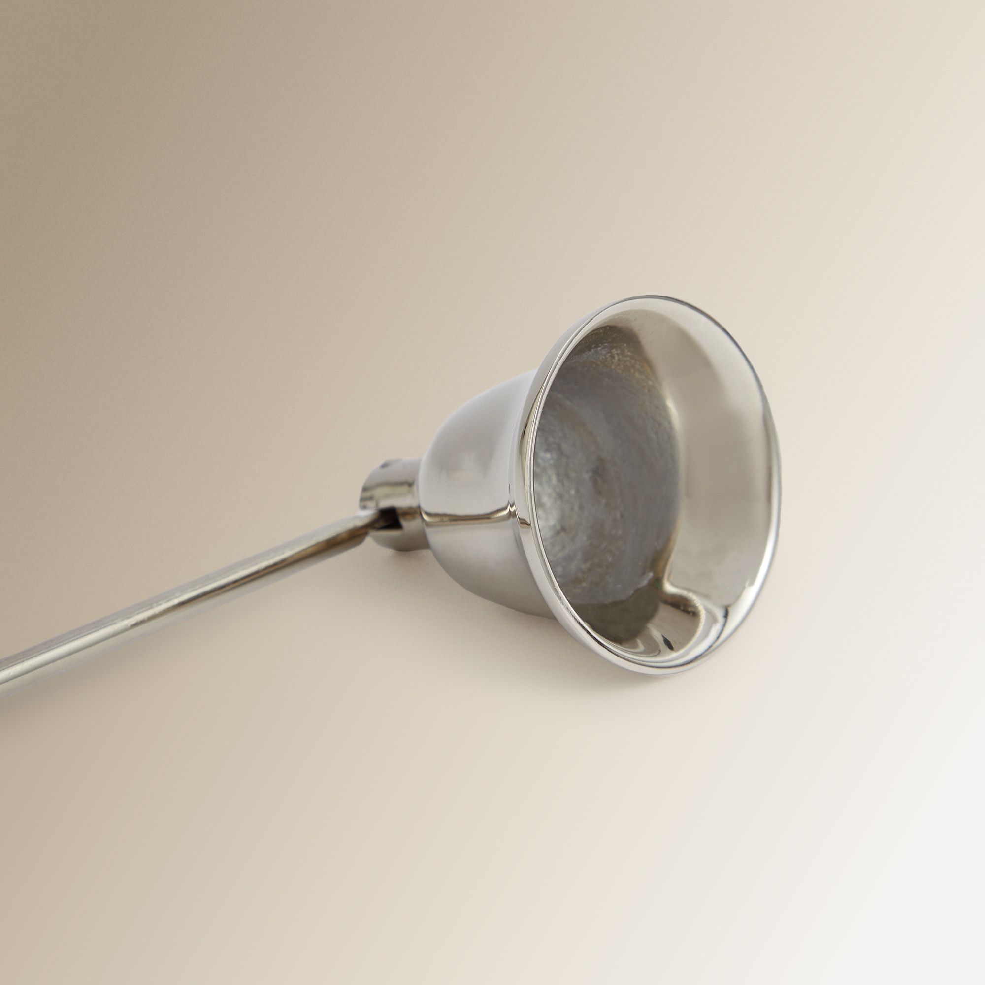 Apagador de Velas Vehari Prateado-2