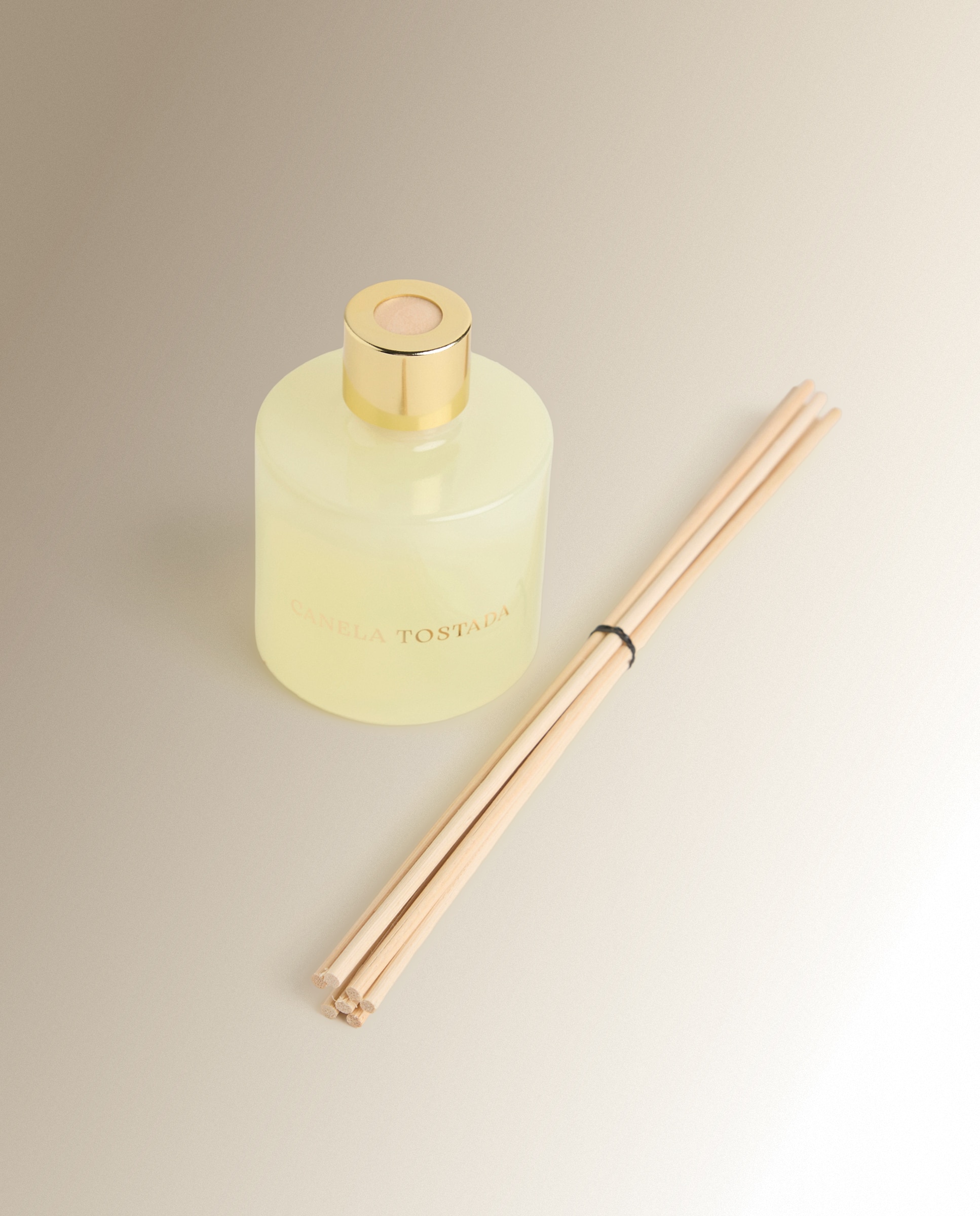 Conjunto de Vela e Difusor de Varetas Canela Tostada Natal Branco-2