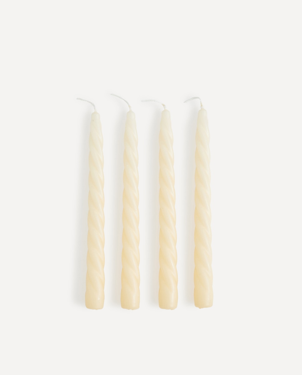 Imagem 0 de Conjunto de 4 velas de candelabro rizadas