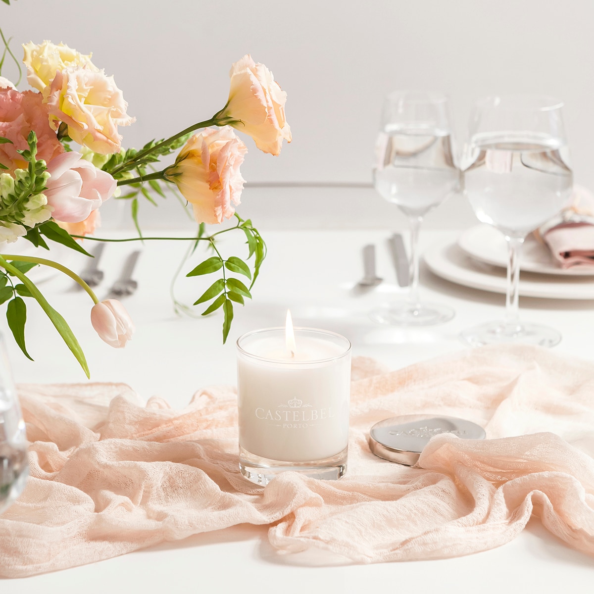 Imagen 5 de Vela perfumada en vaso Jazmín Blanco Castelbel - Amarillo Amarillo