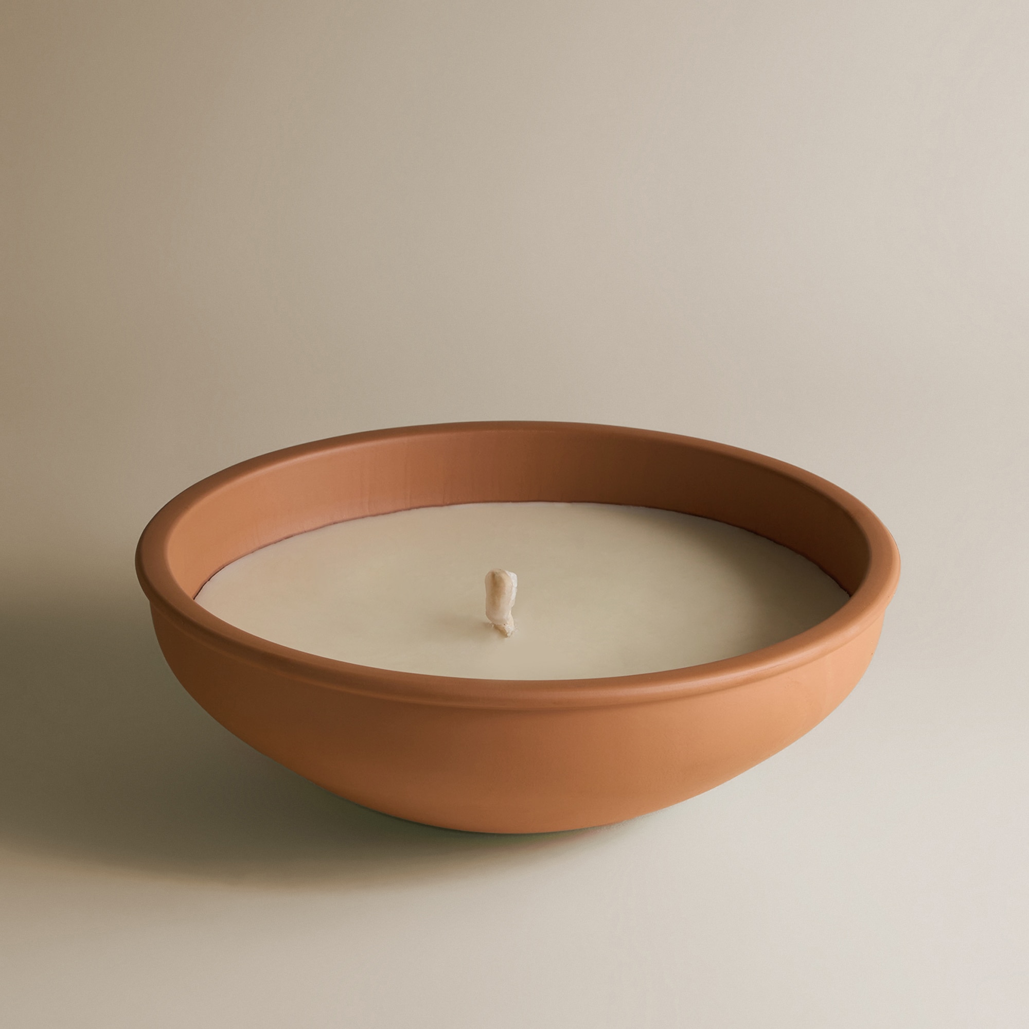 Vela aromática citronela en maceta de terracota Citron El Corte Inglés - 14 cm 2