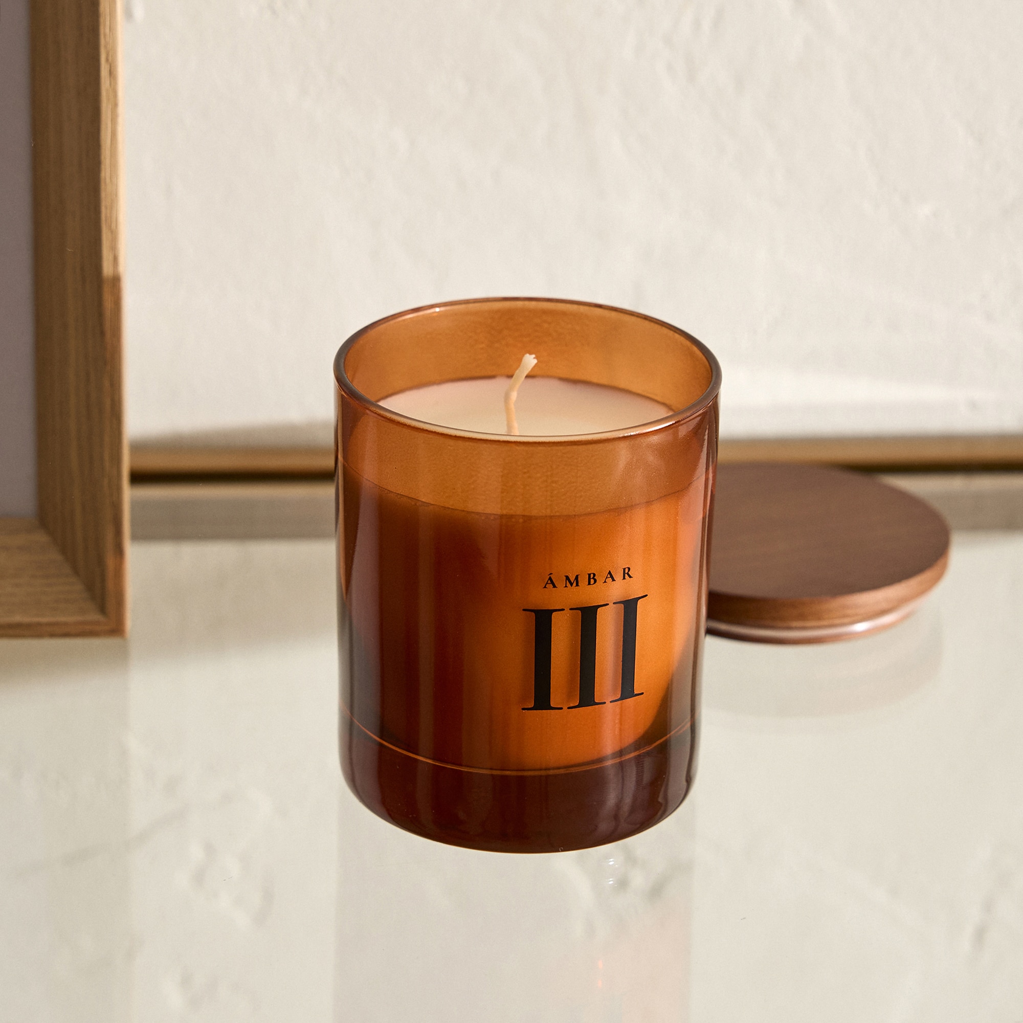 Vela Perfumada Amber Roast Essential Cinzento-1