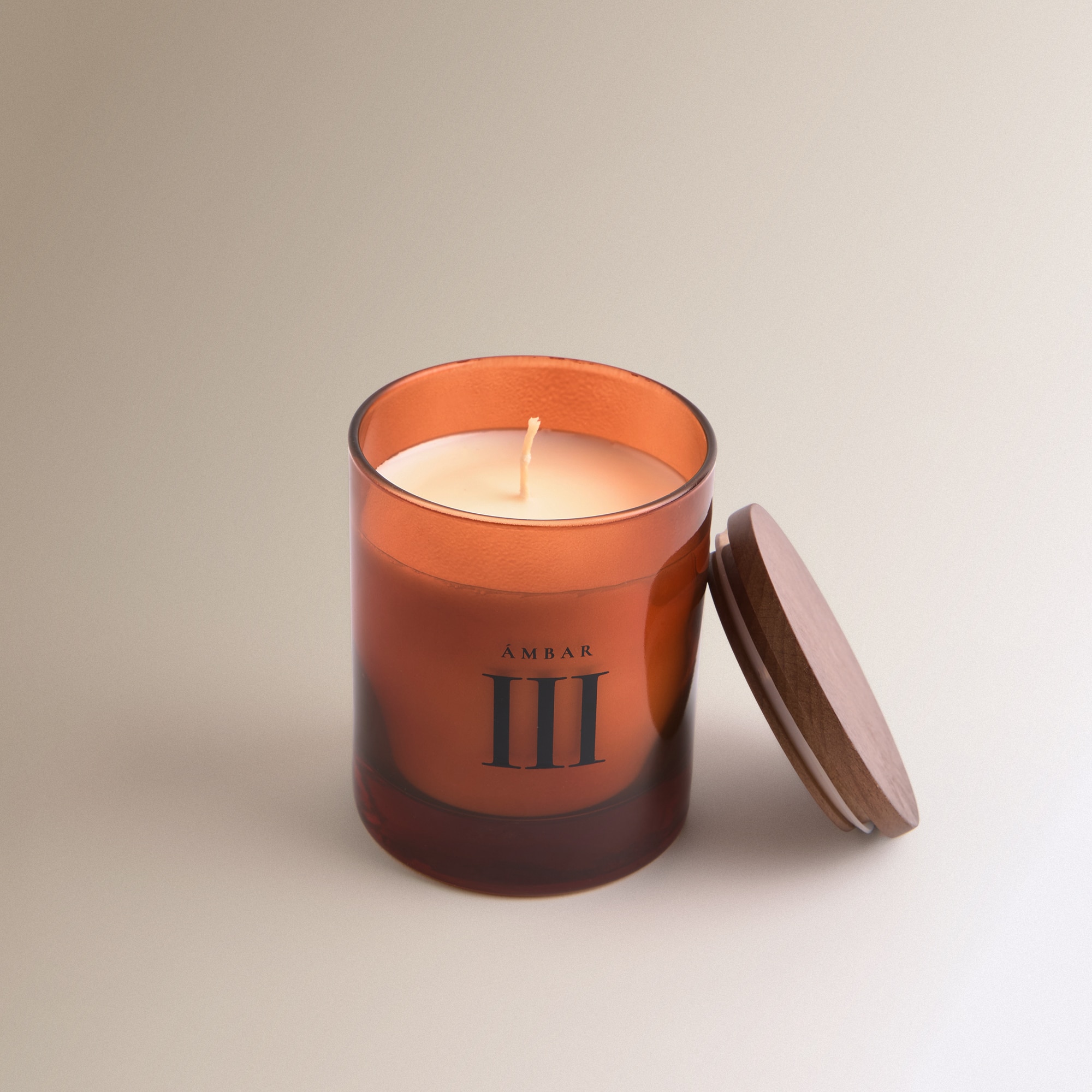 Vela Perfumada Amber Roast Essential Cinzento-2