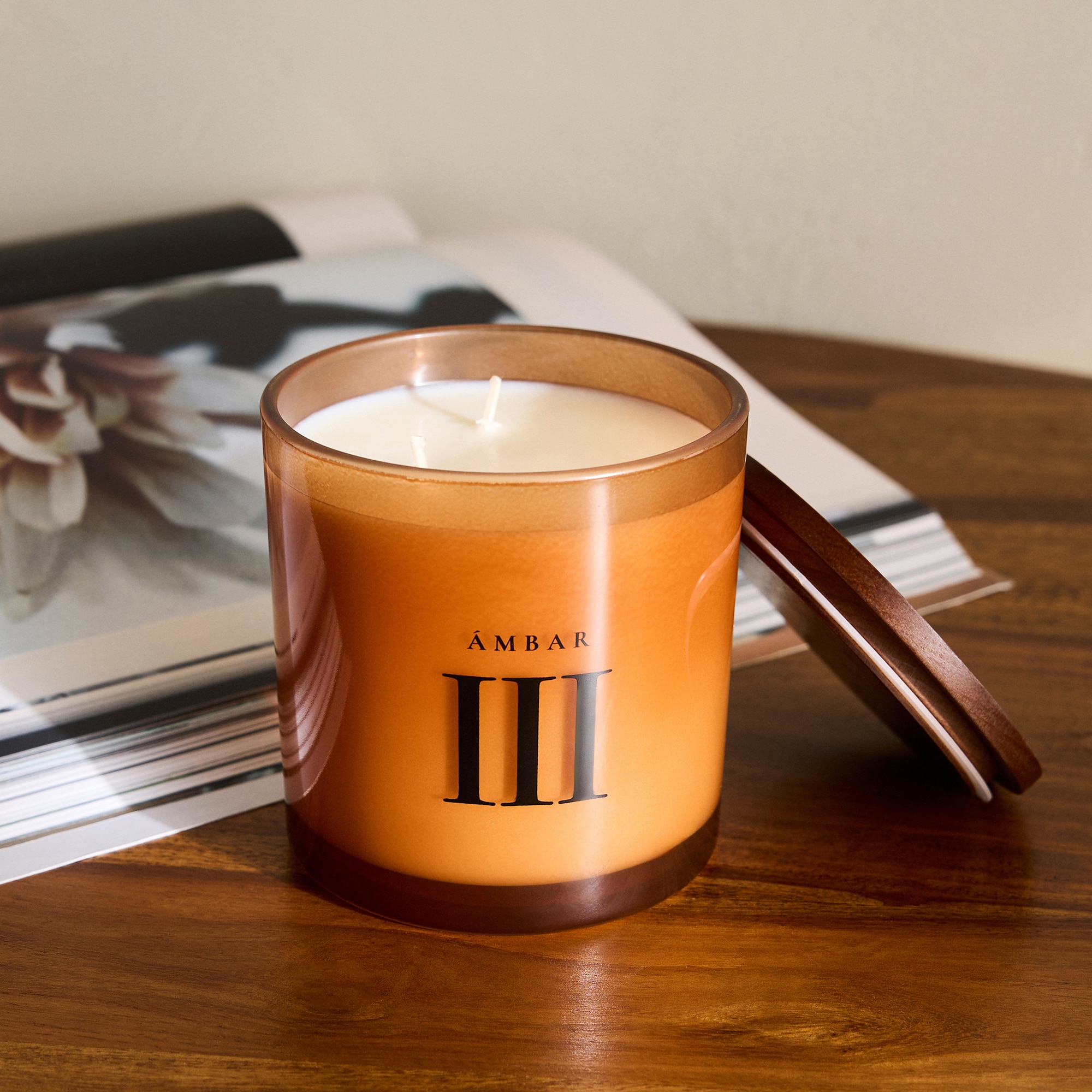 Imagem 0 de Vela Perfumada Amber Roast Essential