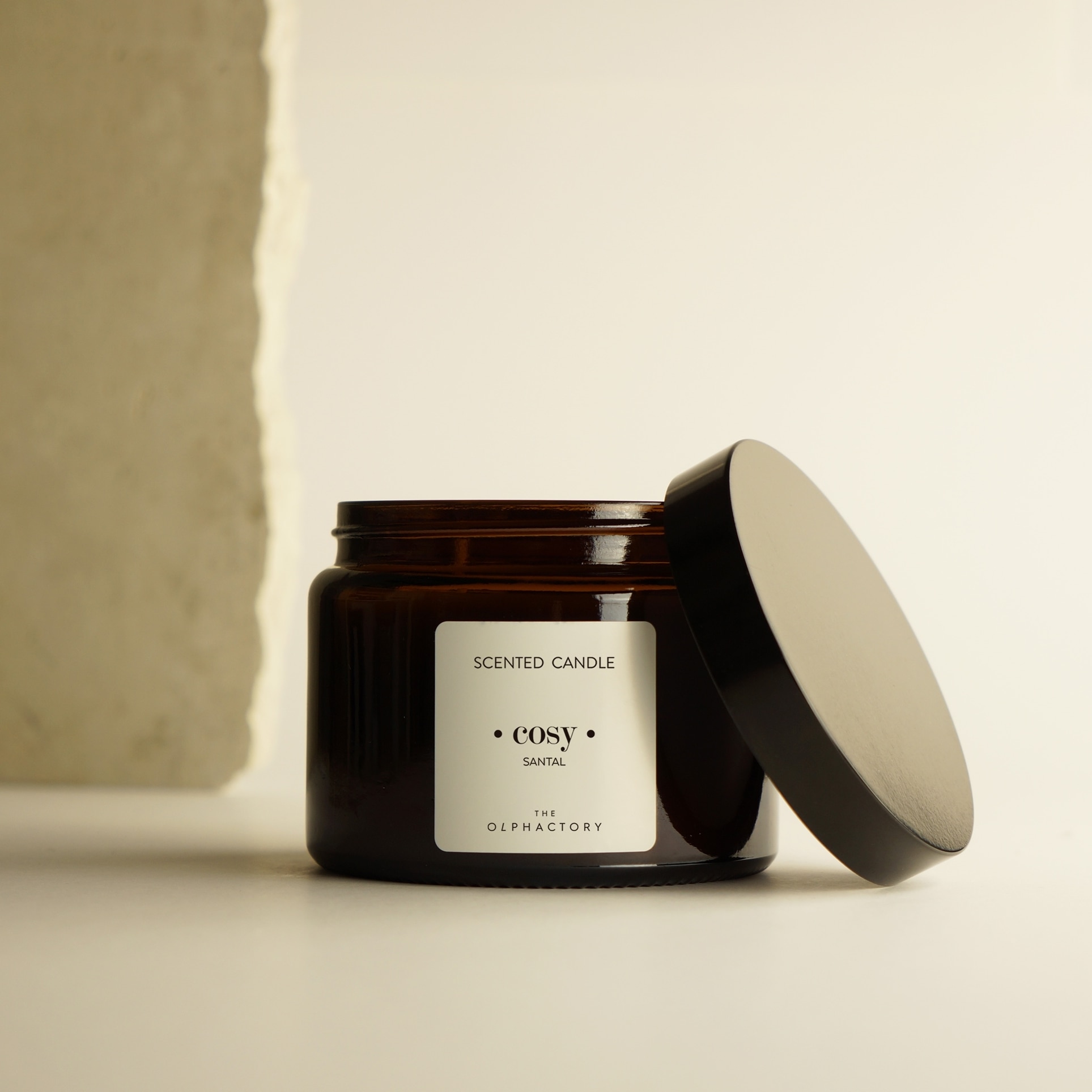 Vela em Copo Perfumada Cosy Santal Amber Castanho-2