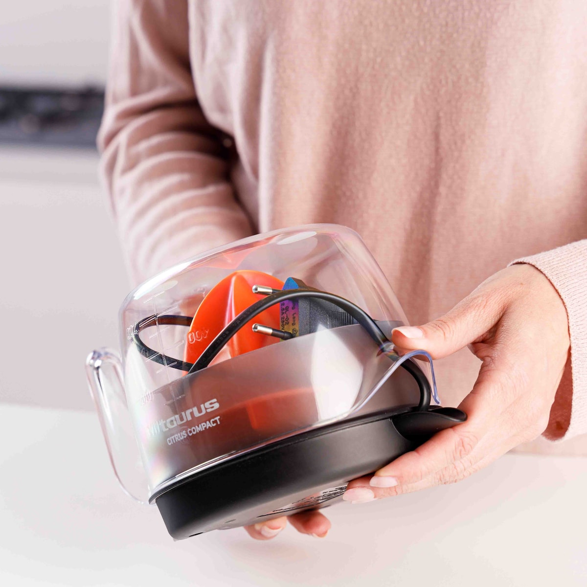 Exprimidor eléctrico Taurus Citrus Compact con doble sentido de rotación Transparente / Negro-3