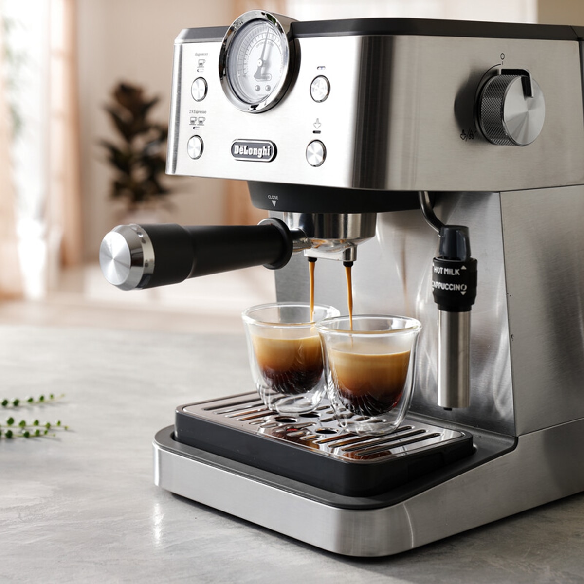 Cafetera espresso manual de bomba De'Longhi Classic EM450.M sistema Cappuccino Metal-6