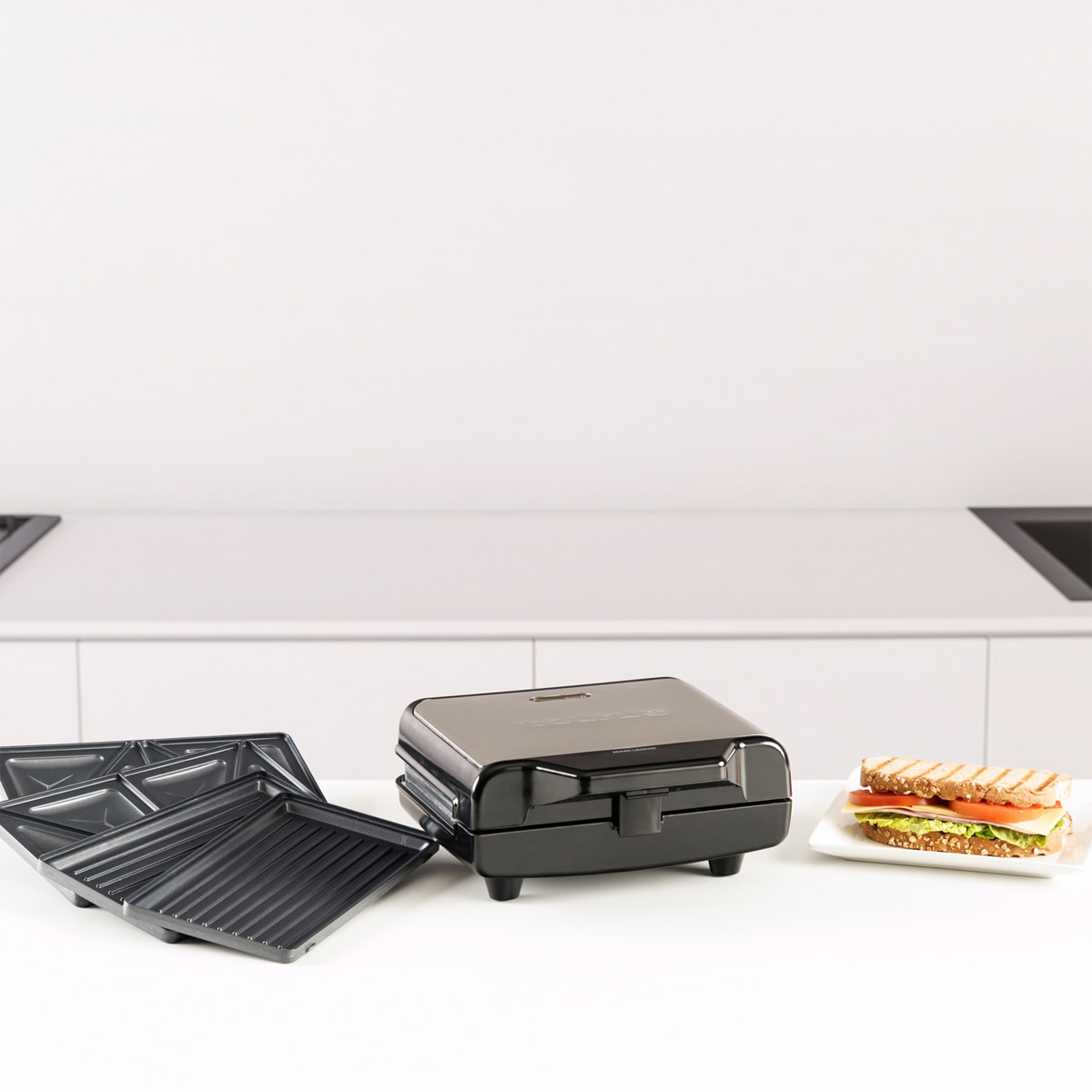 Sanwhichera Taurus Miami Legend V2 3 con placas intercambiables Inox / Negro-5