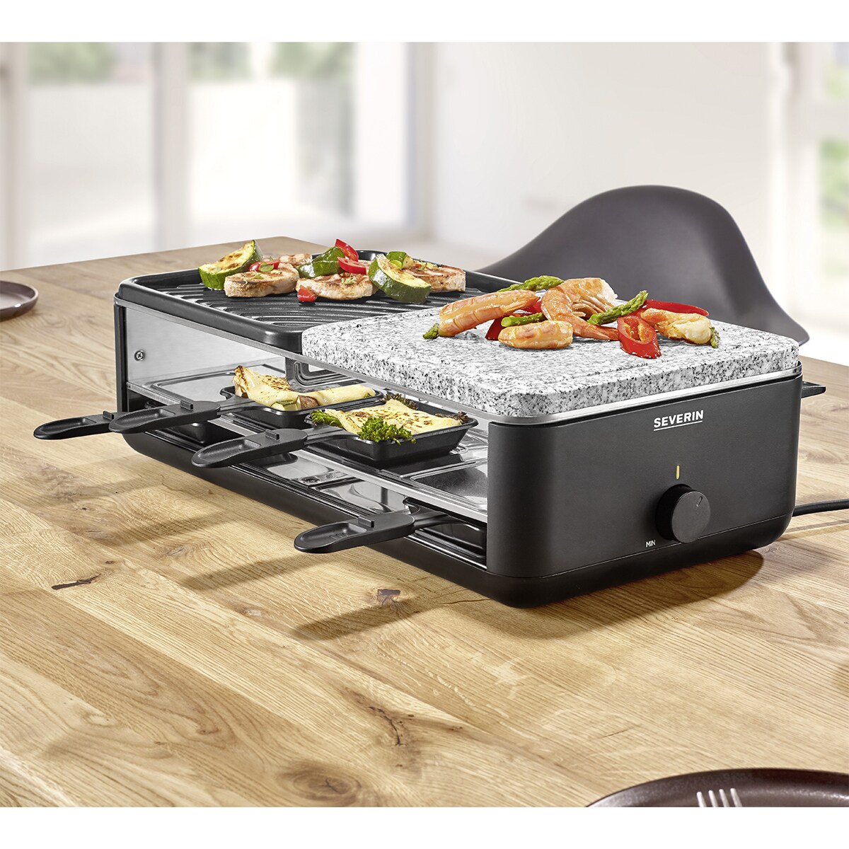 Raclette Severin 2366 con 8 sartenes Negro-9