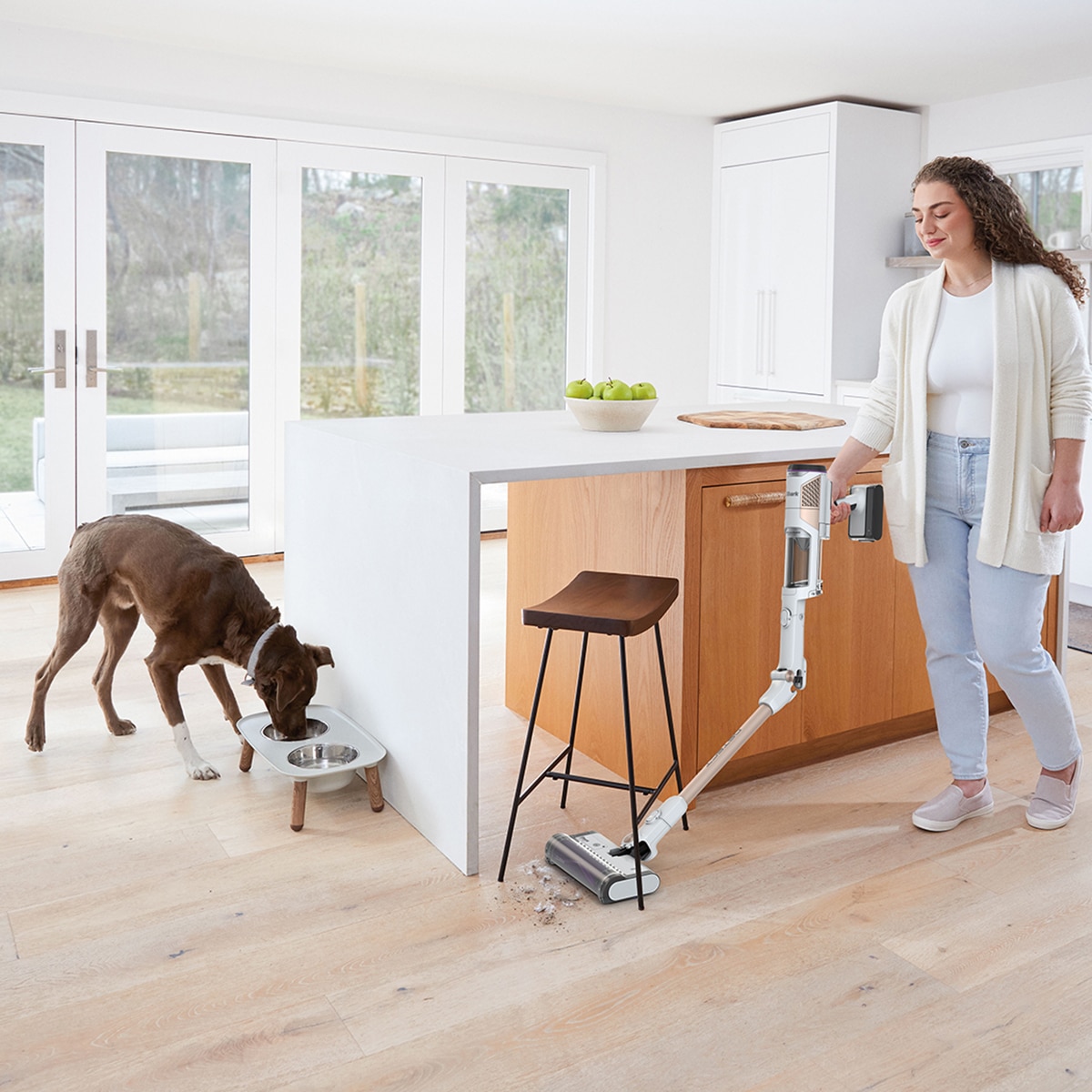Aspirador de escoba Shark Detect  + sistema vaciado  IW3612EU Blanco-10